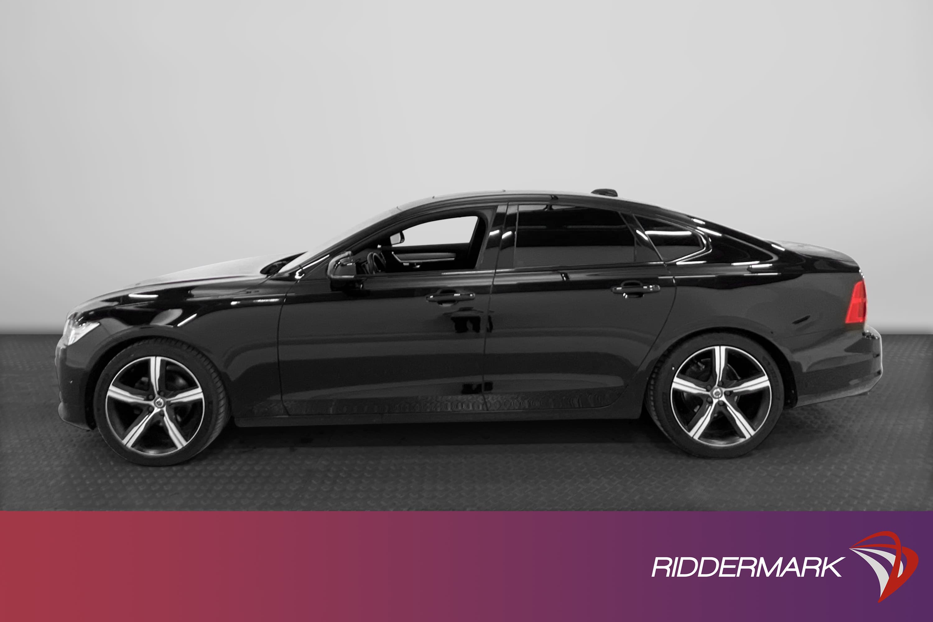 Volvo S90 D4 AWD