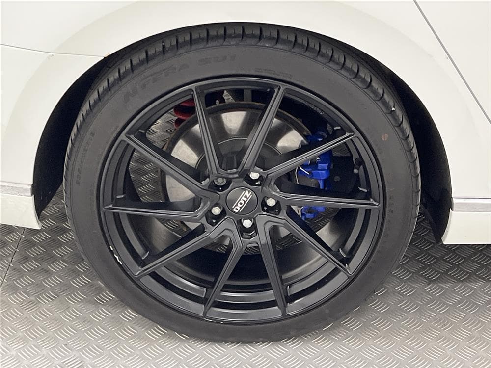 Volkswagen Passat GTE 218hk Executive Business Drag Skinninteriör