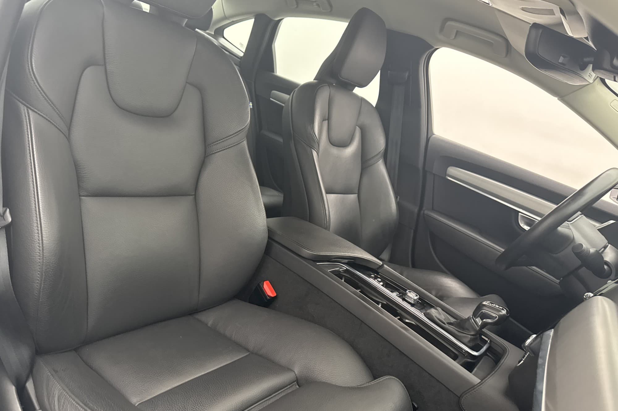 Volvo S90 T4 Advanced Värmare VOC Drag Kamera Navi Skinn