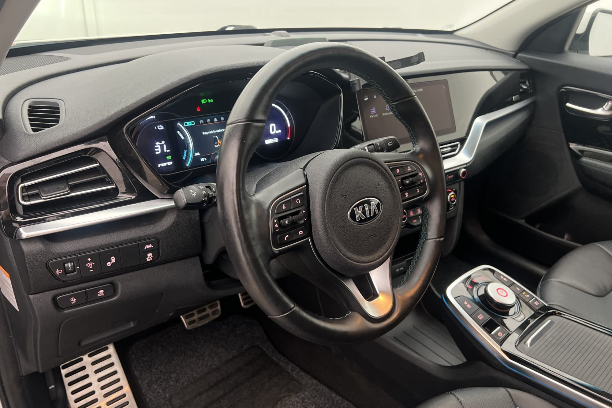 Kia e-Niro 64 kWh 204hk Advance Plus Kamera Skinn Navi