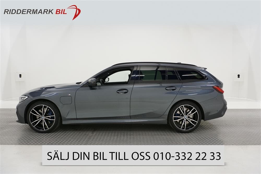 BMW 330e xDrive 292hk