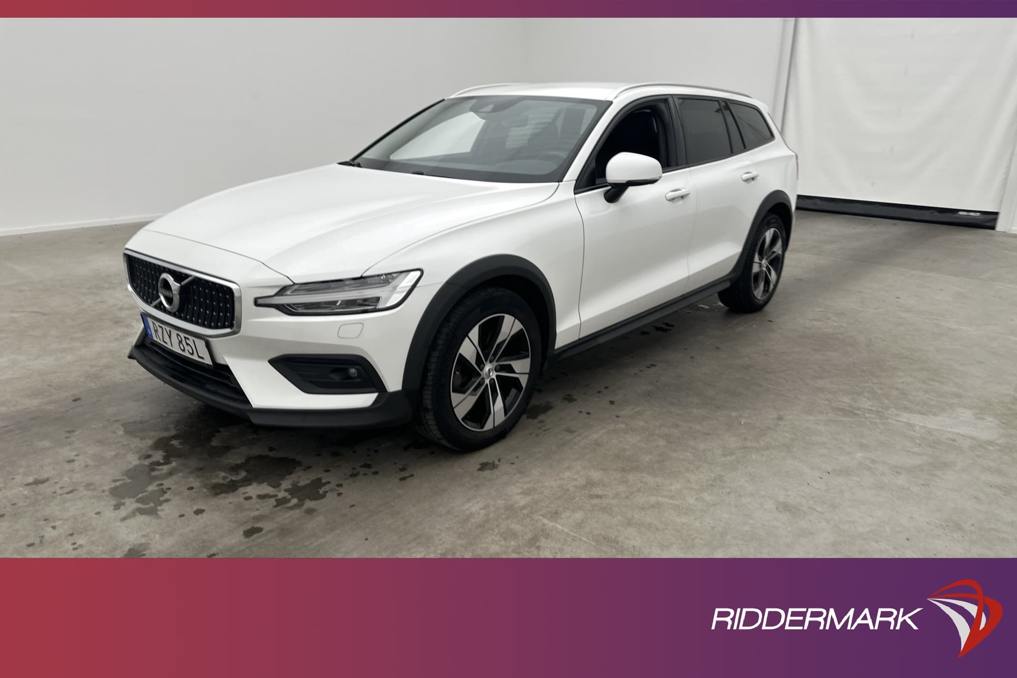 Volvo V60 Cross Country D4 AWD