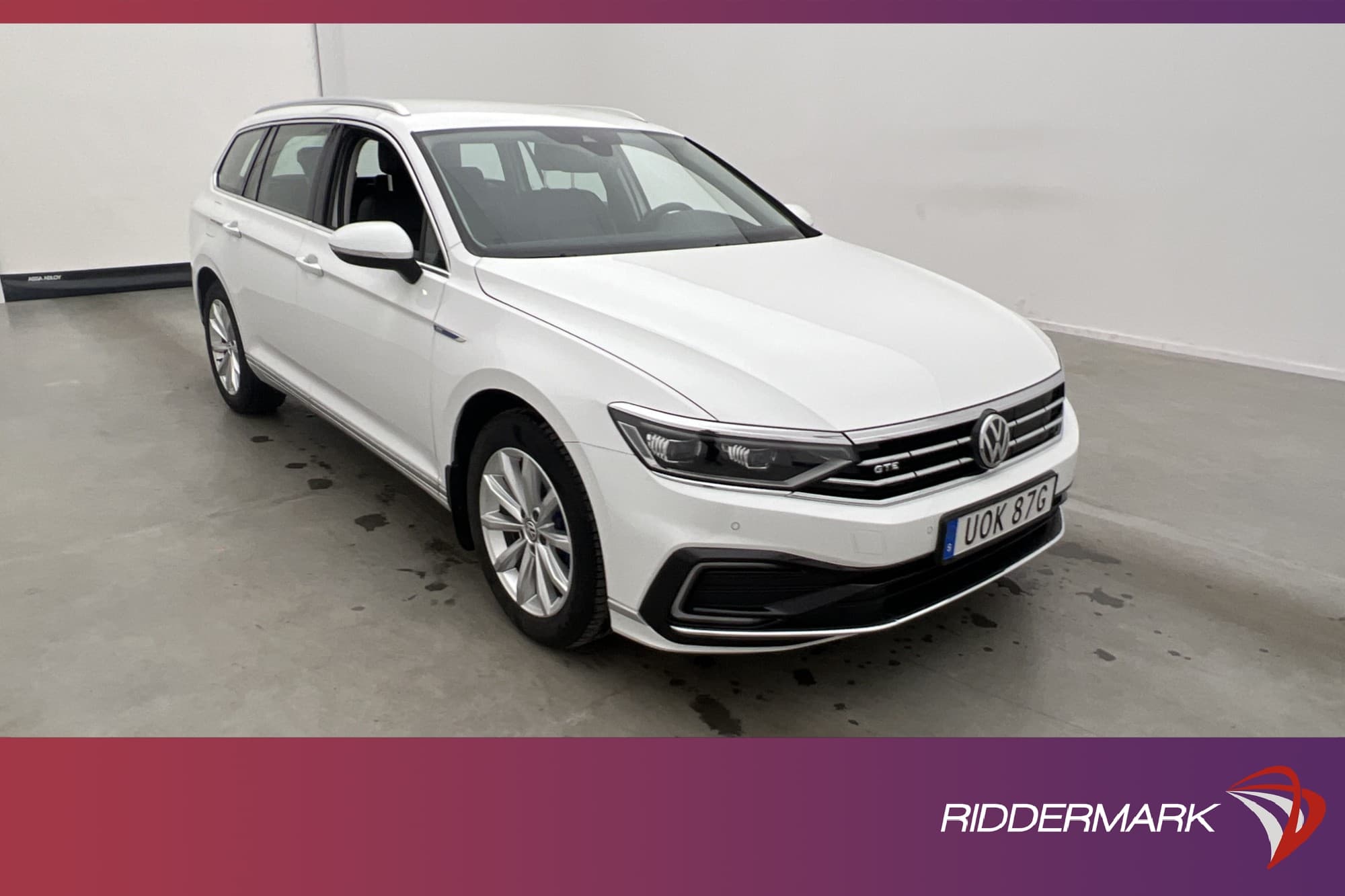 Volkswagen Passat GTE 218hk
