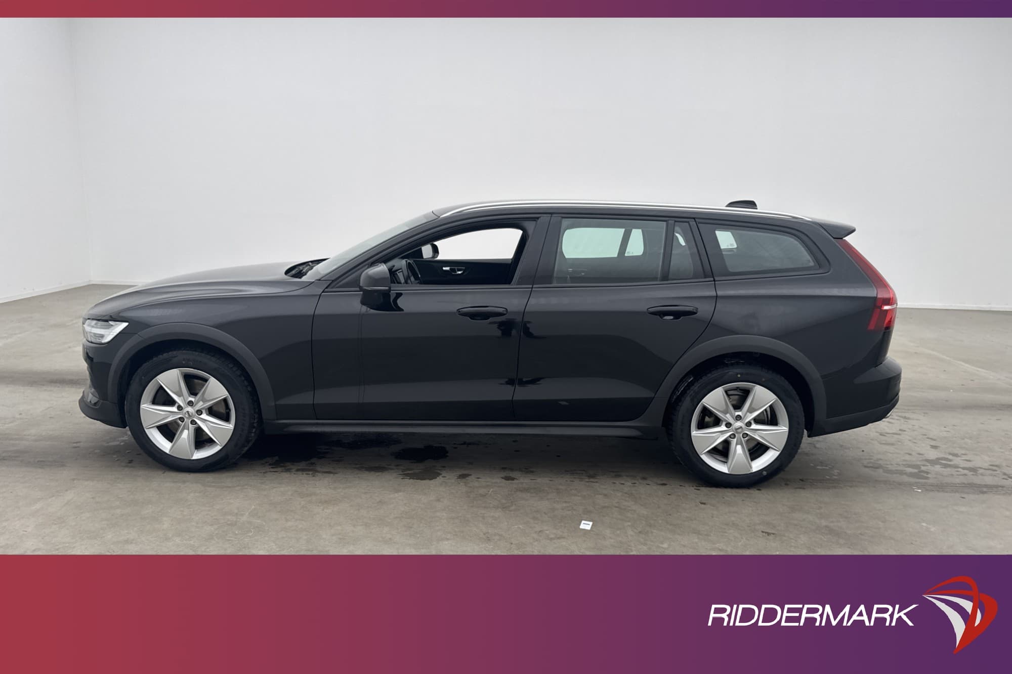 Volvo V60 Cross Country D4 AWD 190hk VOC Värmare Dragkrok