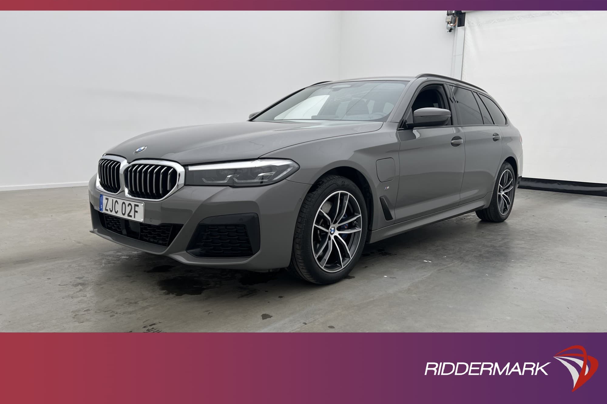 BMW 530 e xDrive Touring M Sport Skinn Värmare Drag CarPlay