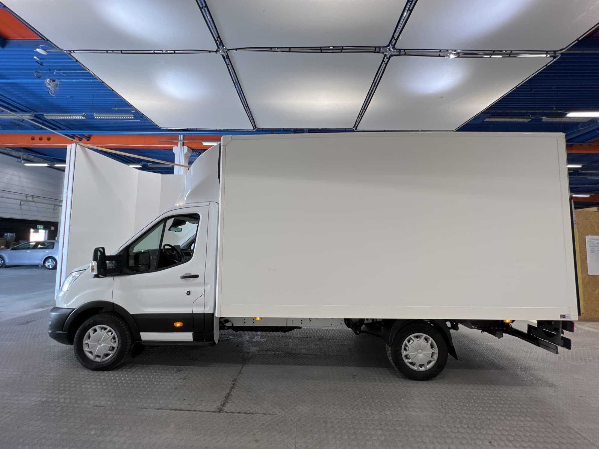 Ford Transit 350 2.0 Värmare Bakgavellyft B-Kamera Moms