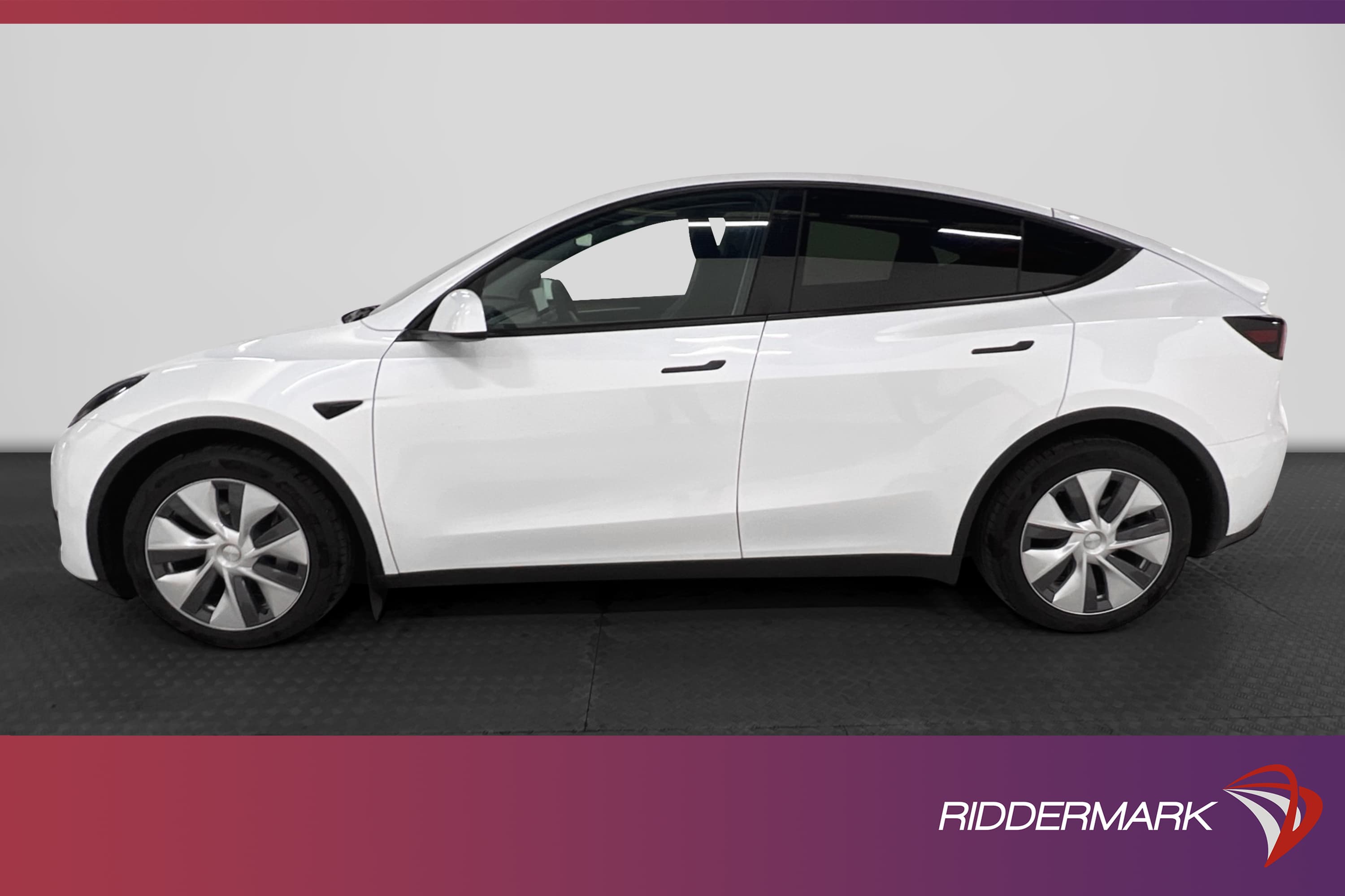 Tesla Model Y Standard Range 299hk