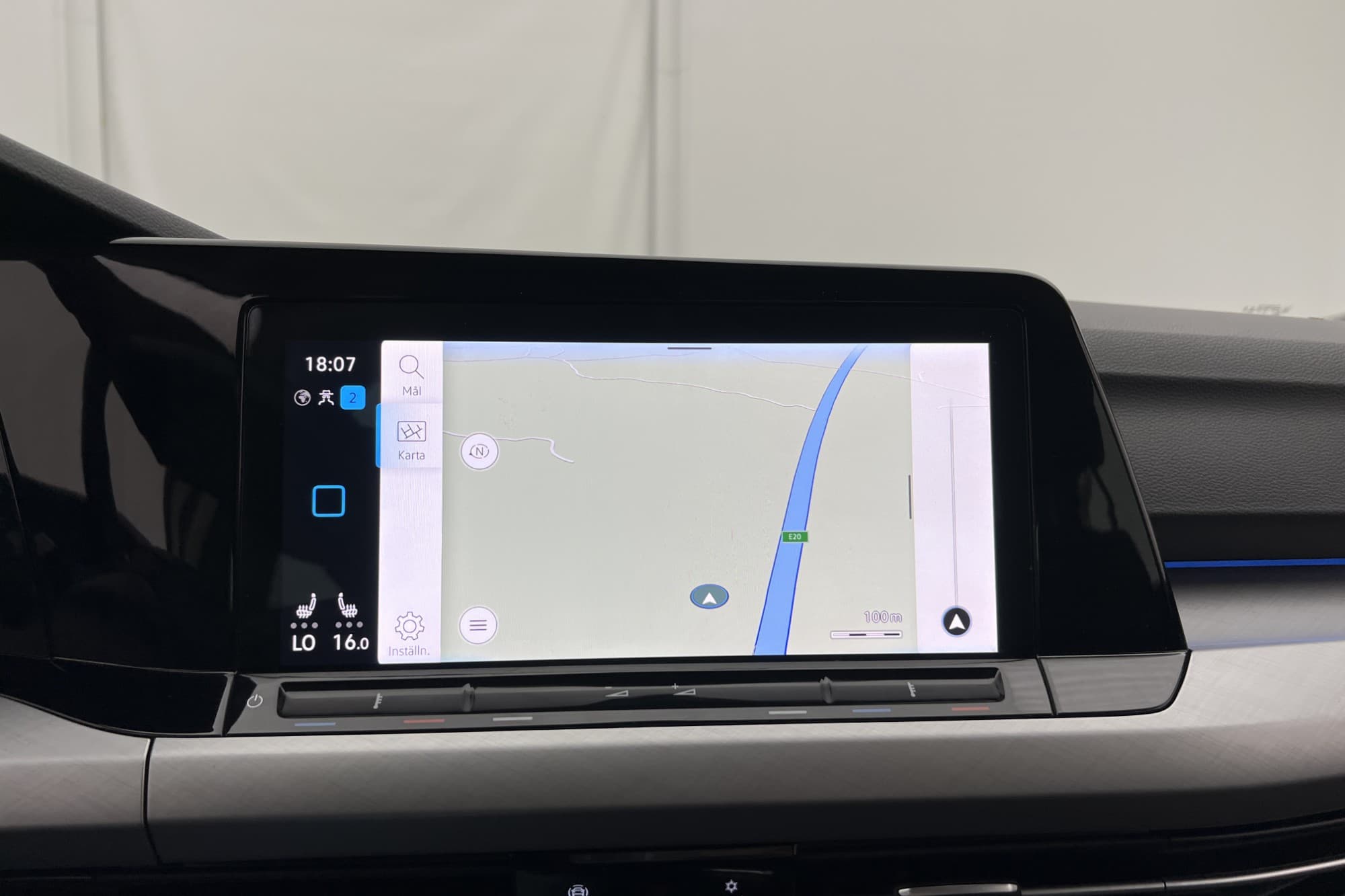 Volkswagen Golf 1.5 TSI 150hk Cockpit Sensorer Navi CarPlay
