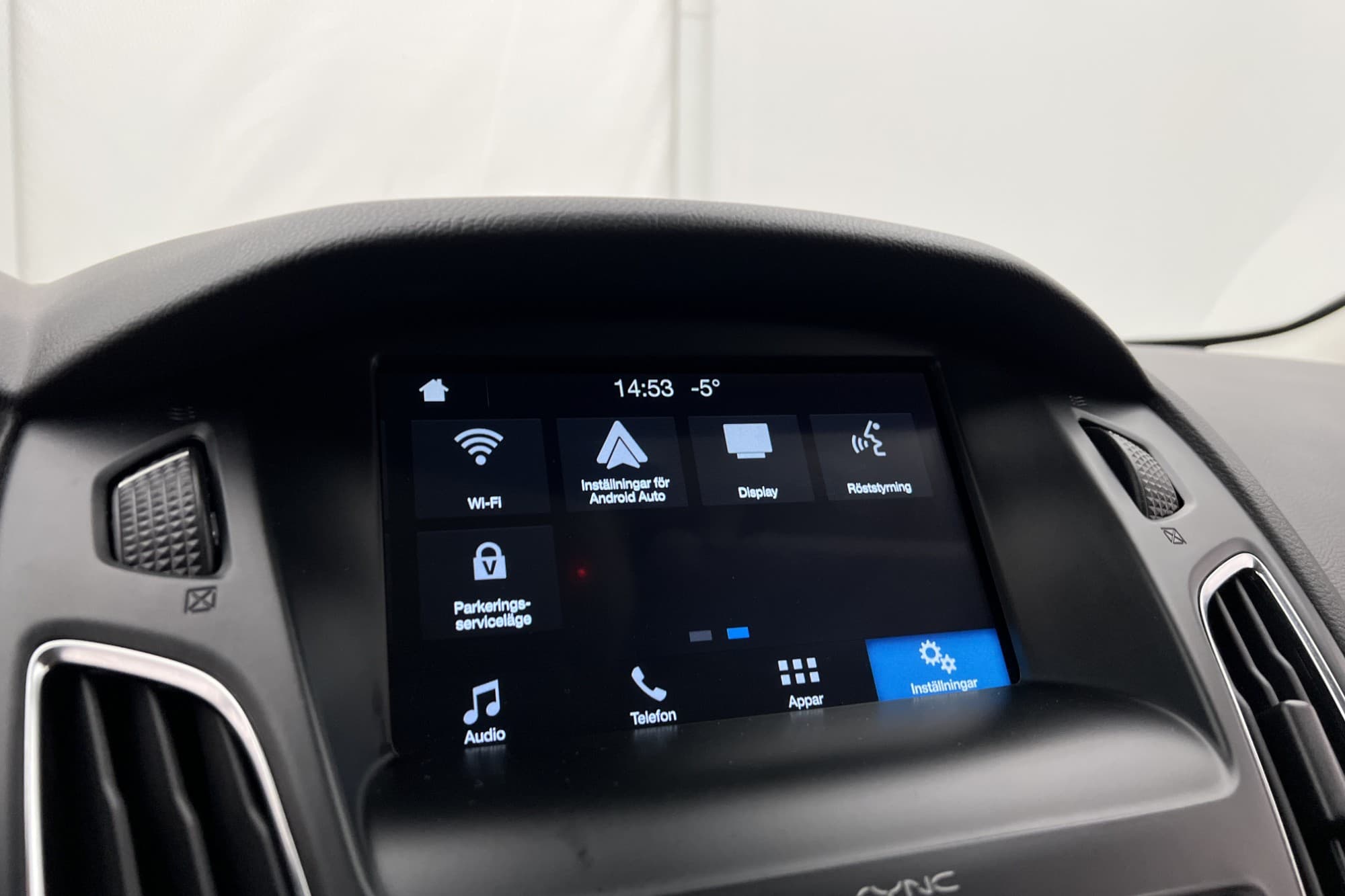 Ford Focus 1.0 100hk Titanium Sensorer Farthållare Keyless 