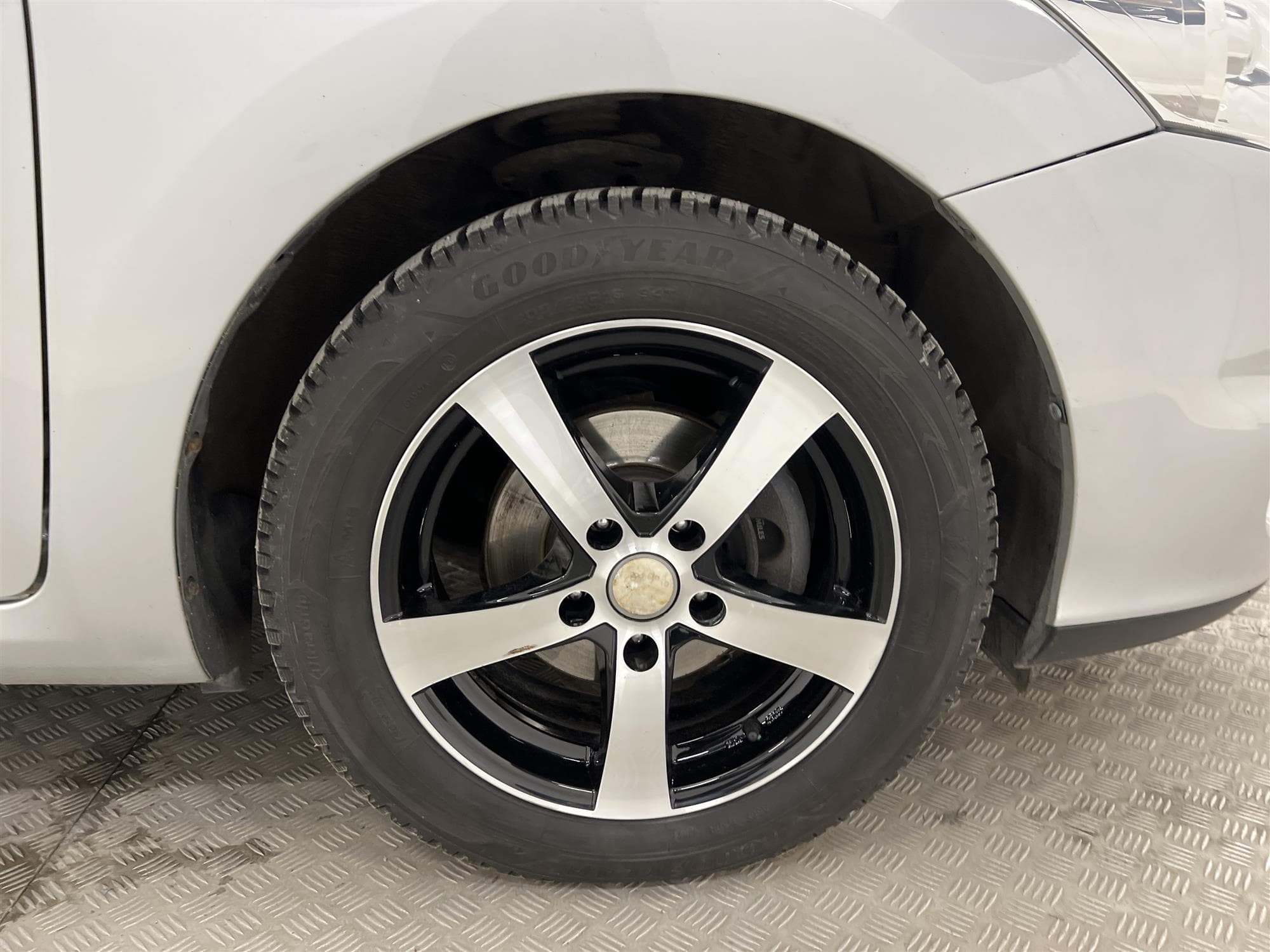 Toyota Auris 1.6 132hk  M-Värmare Navigator B-Kamera 