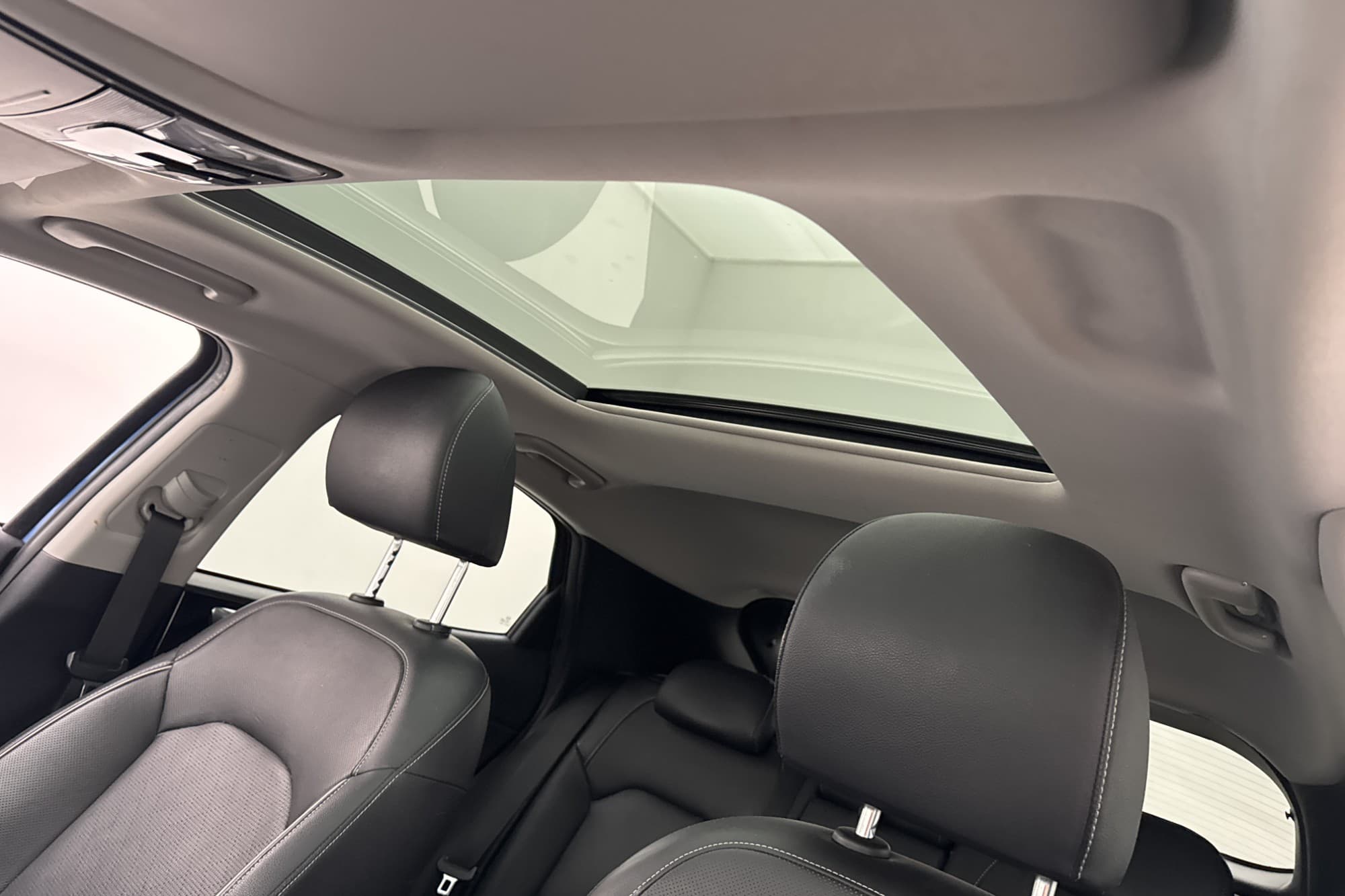 Kia XCeed Plug-in 141hk Advance Plus 2 Kamera Pano Skinn