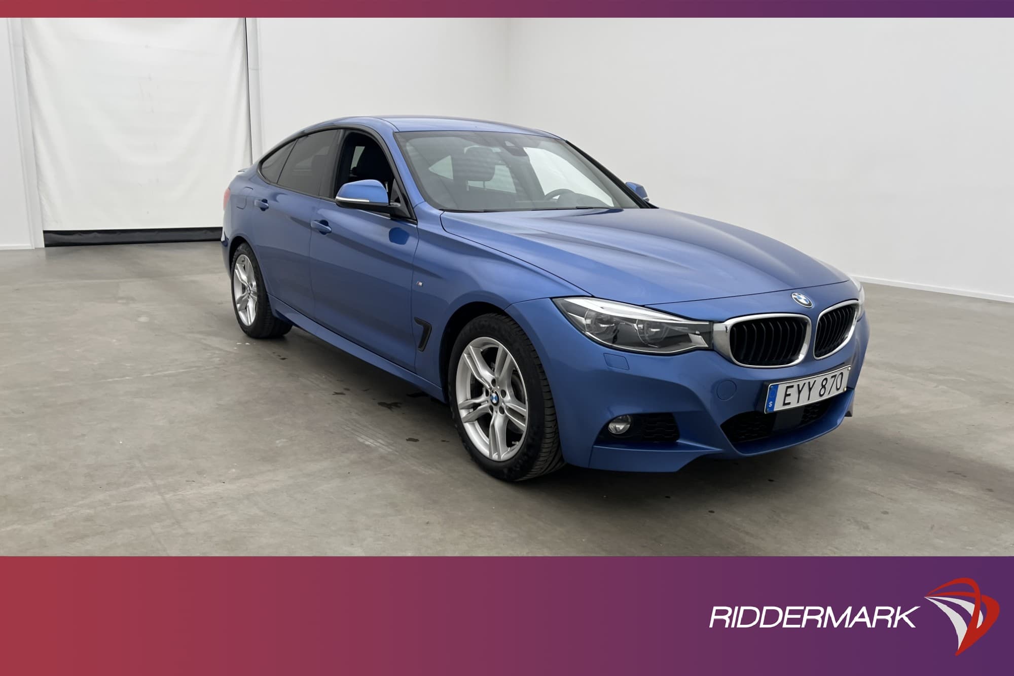 BMW 330 i xDrive GT M Sport Skinn Cockpit Navi Kamera HUD