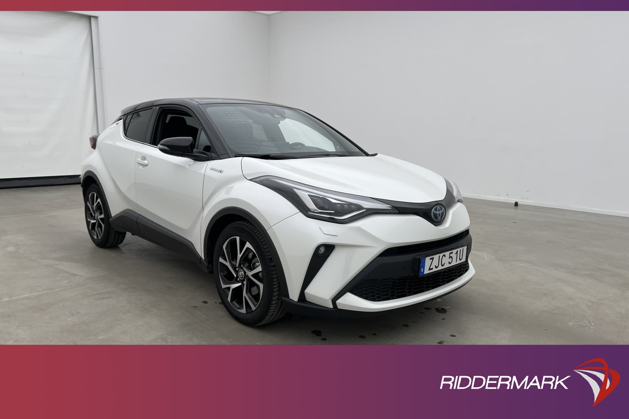 Toyota C-HR Hybrid 122hk