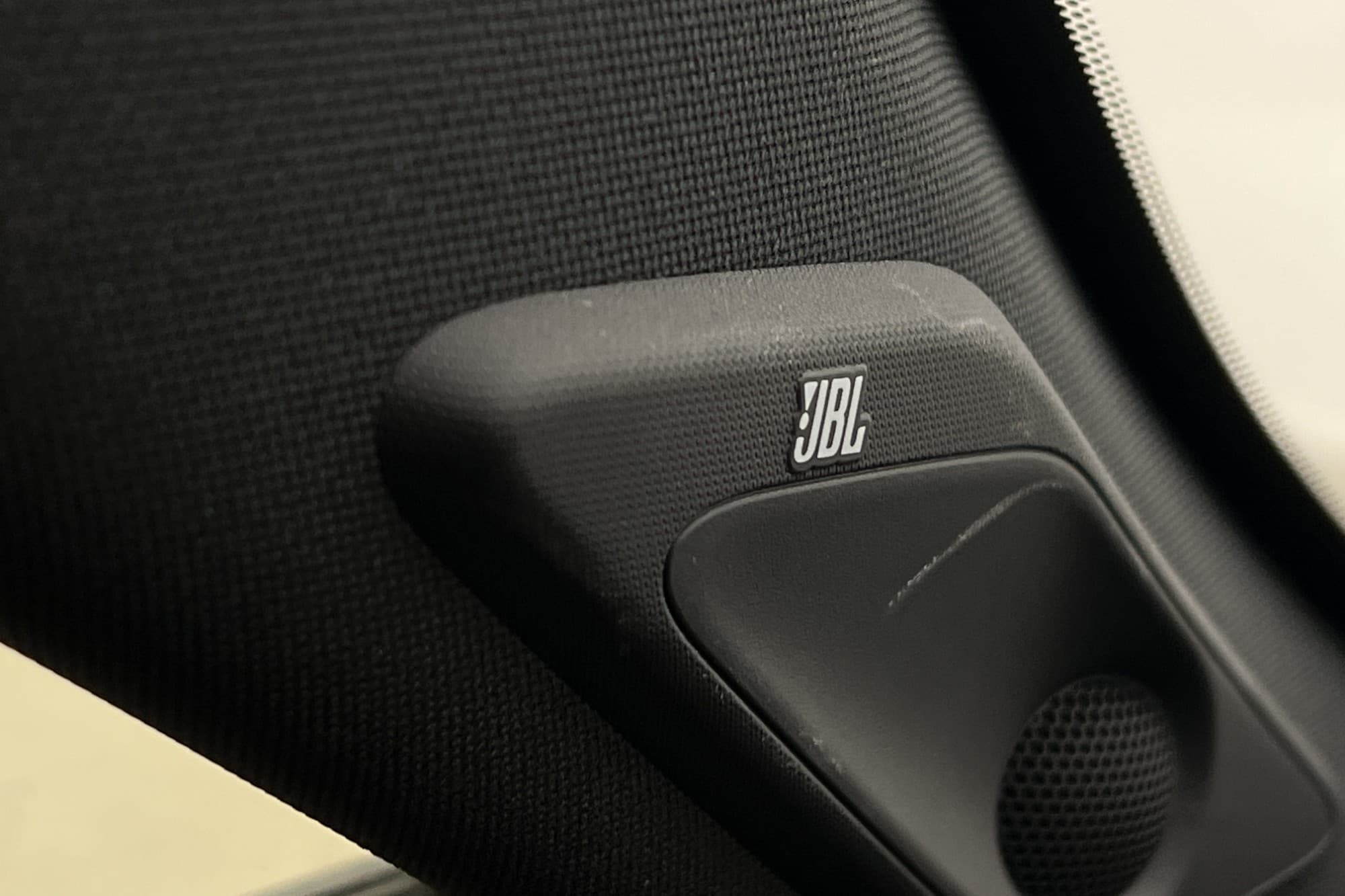 Toyota RAV4 Plug-in AWD 306hk Premium Skinn JBL Head Up MOMS