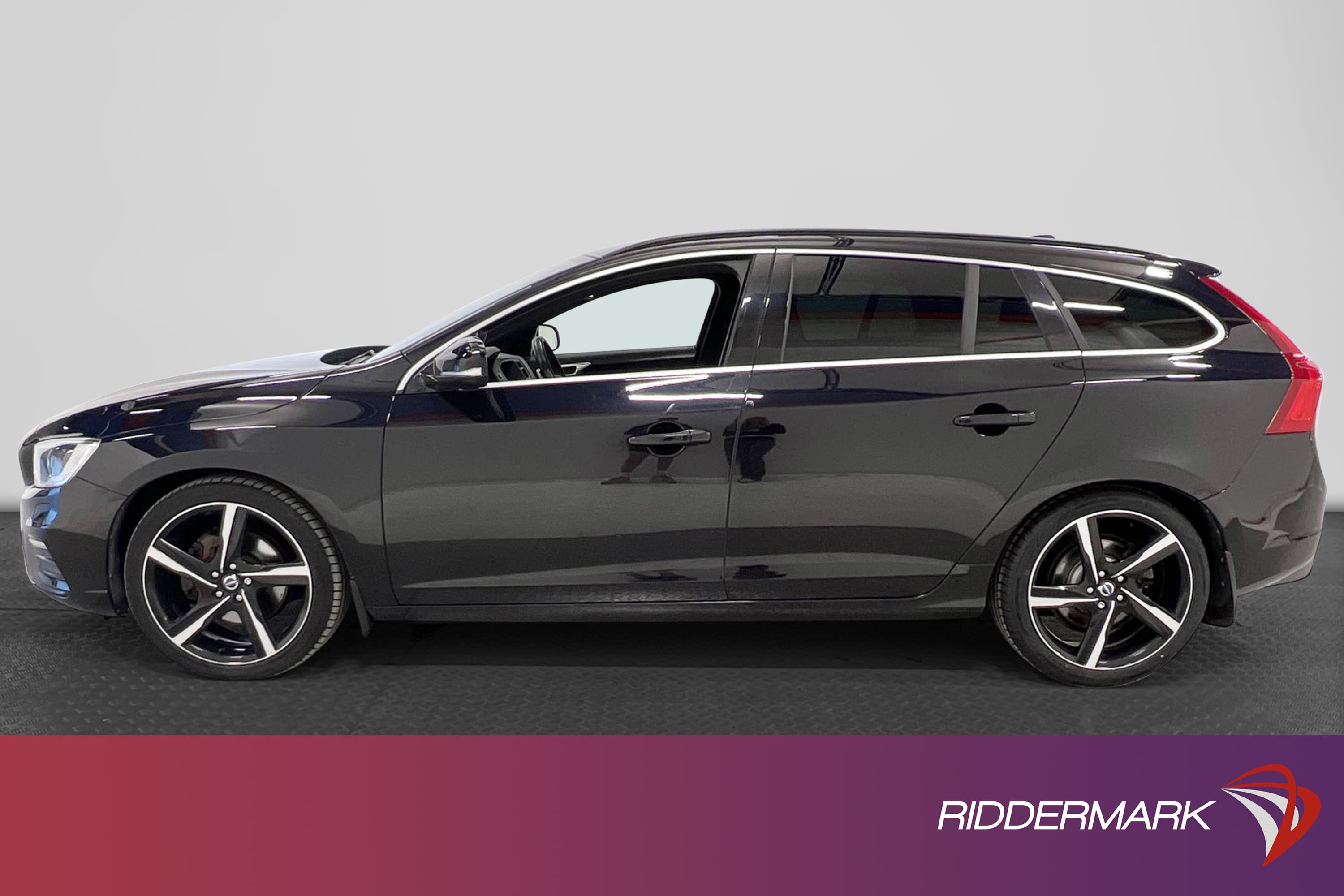 Volvo  V60 D5 AWD 215hk