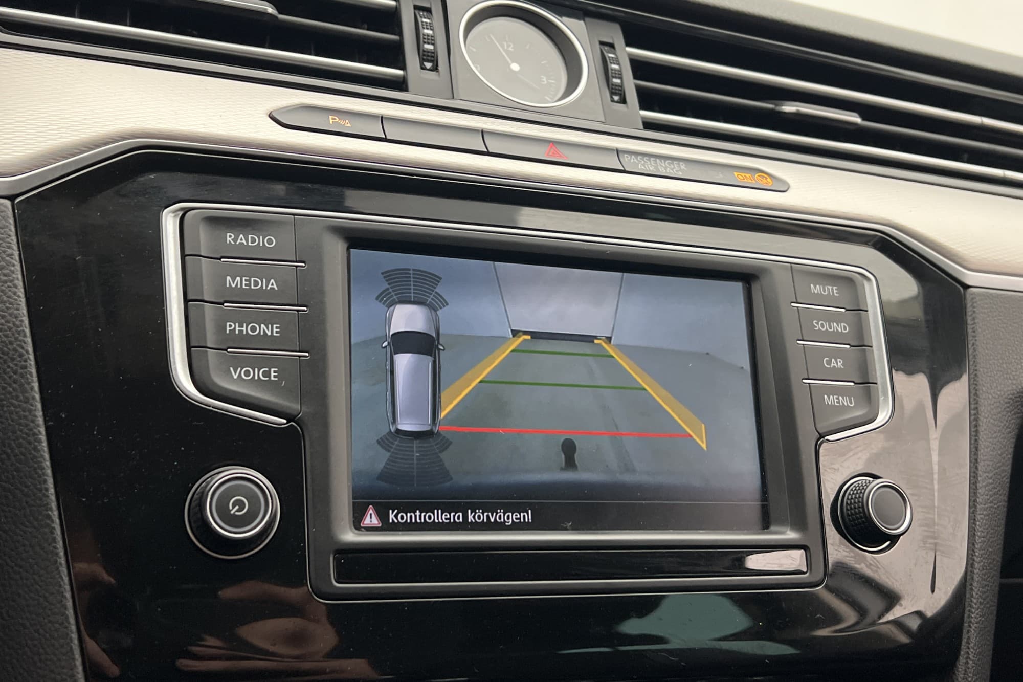 Volkswagen Passat Alltrack TDI 4M Kamera Drag CarPlay D-Värm