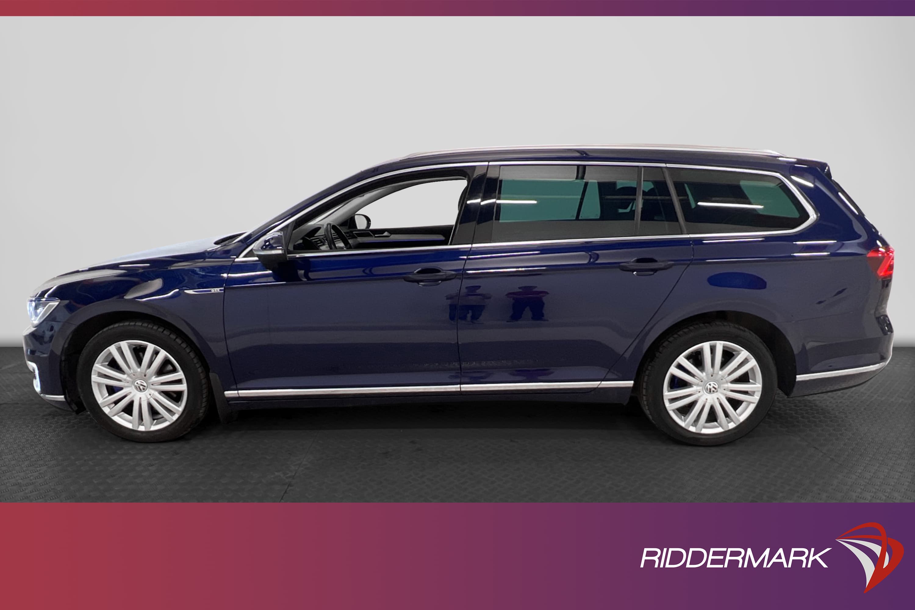 Volkswagen Passat GTE 218hk