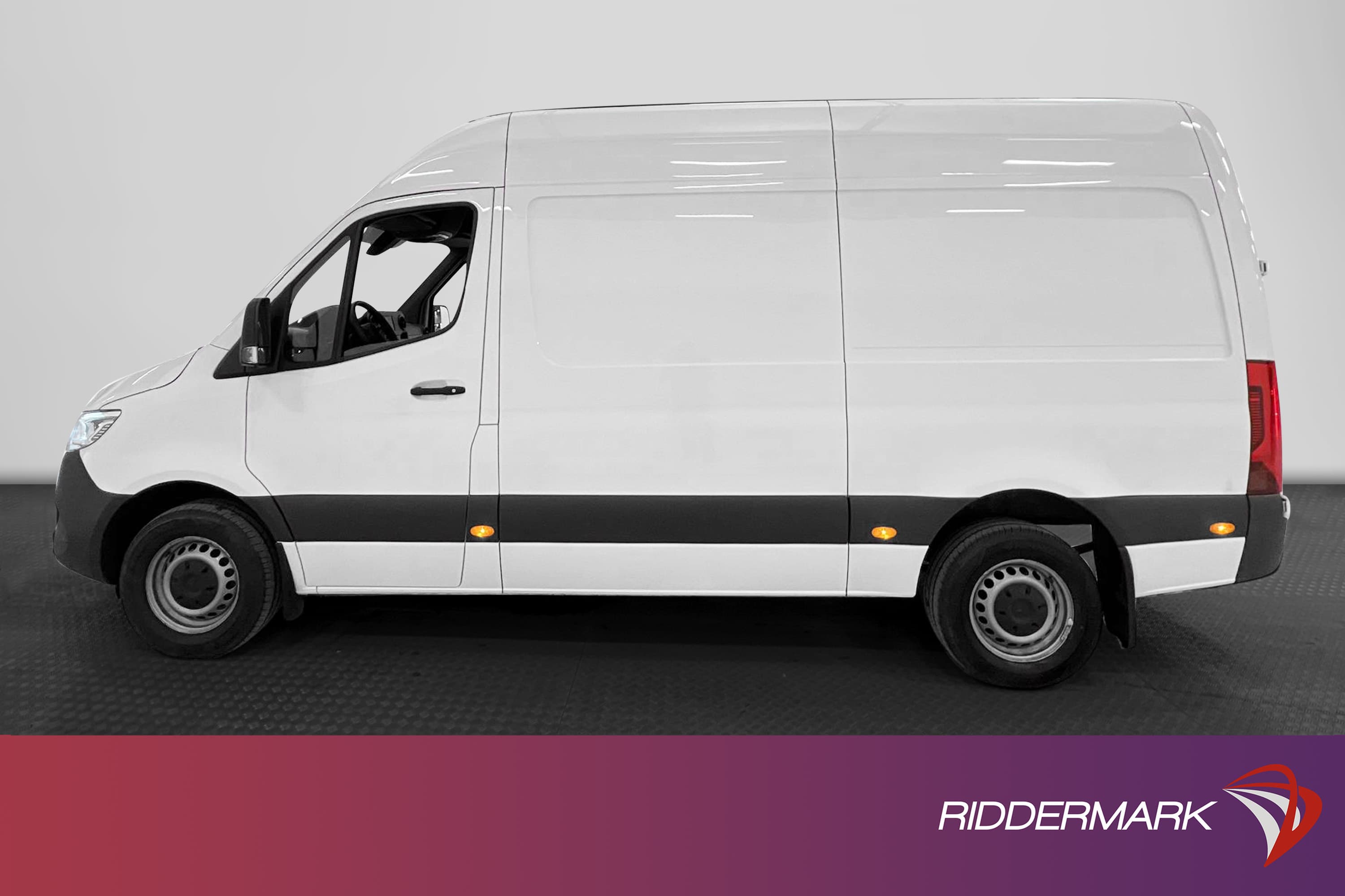 Mercedes-Benz Sprinter L2H2 317 Aut 170hk Värmare Drag Moms