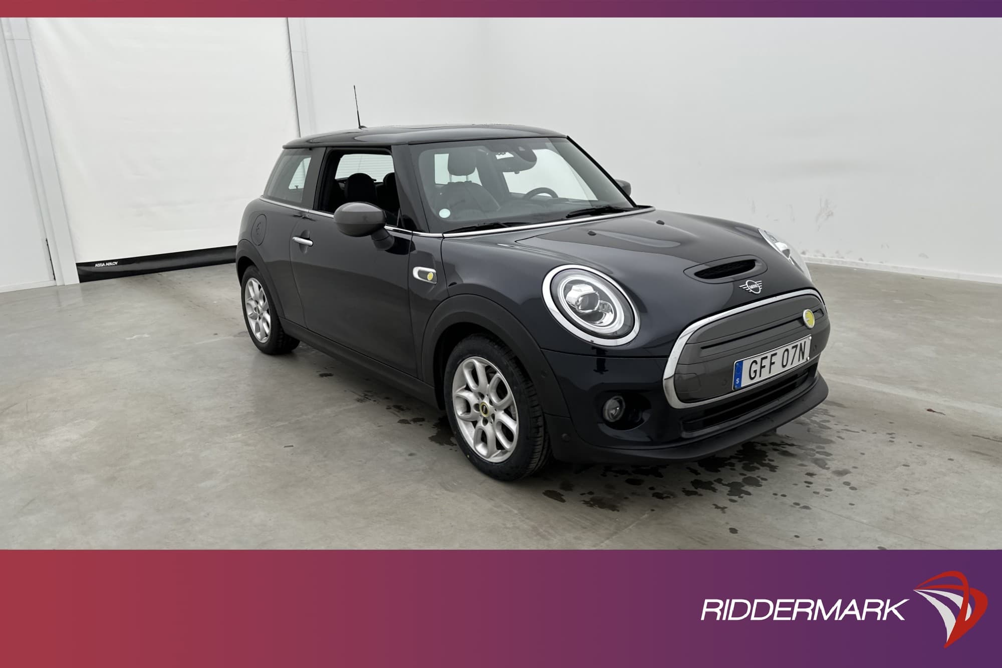 MINI Cooper SE 184hk Maximise Panorama Värm H/K HUD Kamera