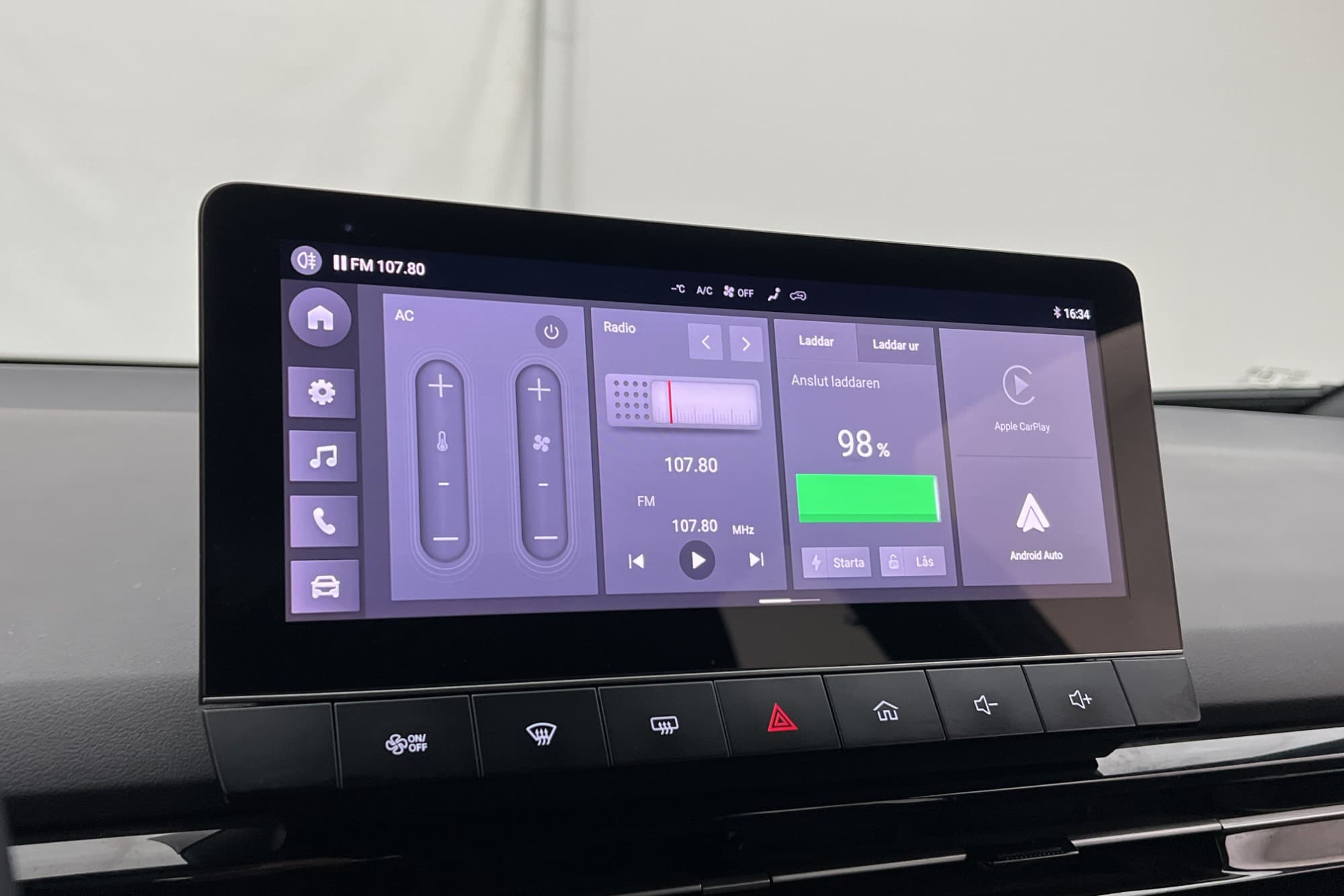 MG 4 Standard Range 51 kWh P-Sensorer CarPlay MOMS