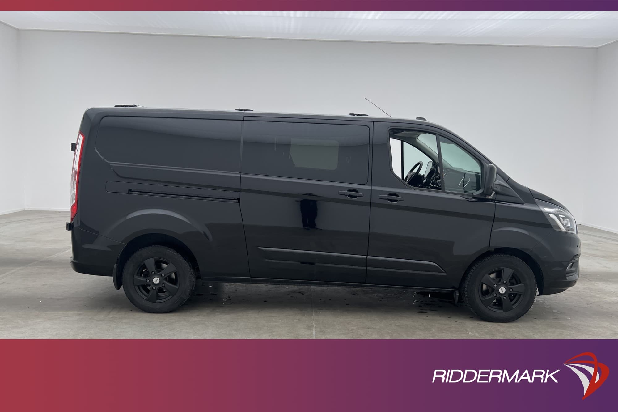 Ford Transit Custom CrewVan L2 170hk