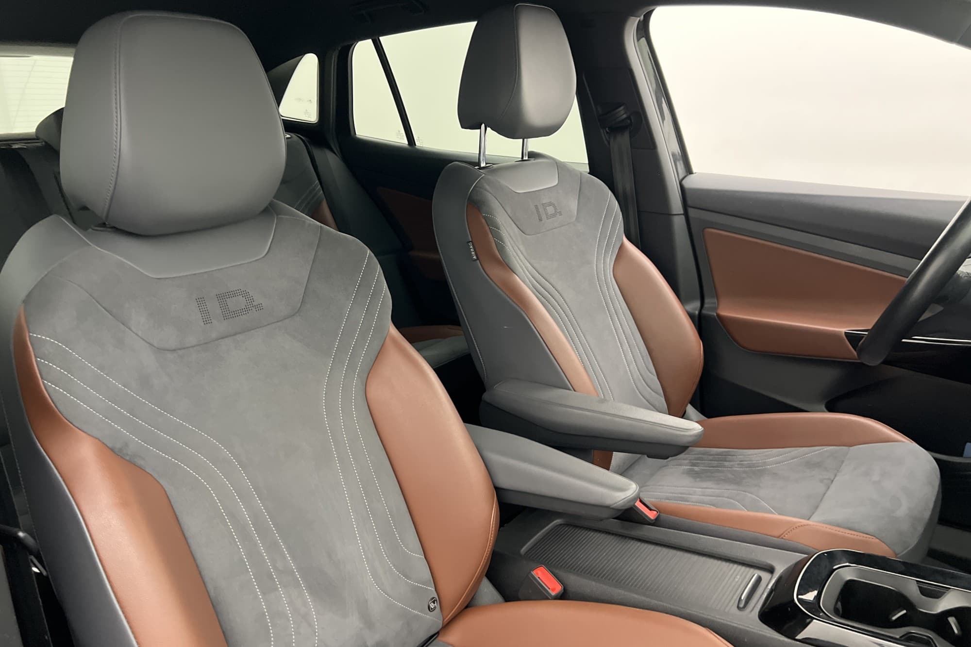 Volkswagen ID.4 Pro Performance 1st Edition Värm Drag Kamera