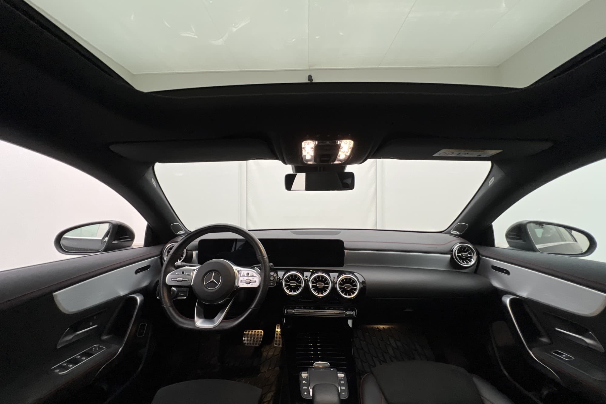 Mercedes-Benz CLA 200 163hk AMG Navi Kamera Pano Burmester
