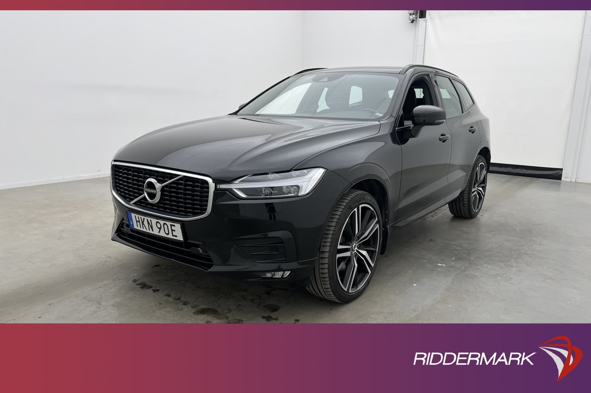 Volvo XC60 B5 AWD 235hk R-Design VOC Värmare Skinn Navi Drag