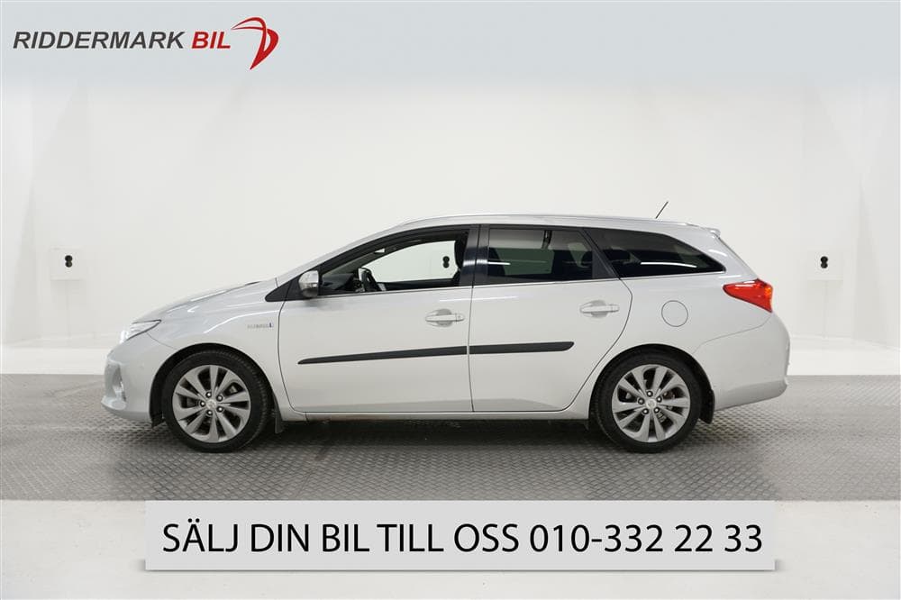 Toyota Auris 1.8 HSD 99hk Pano B-Kam