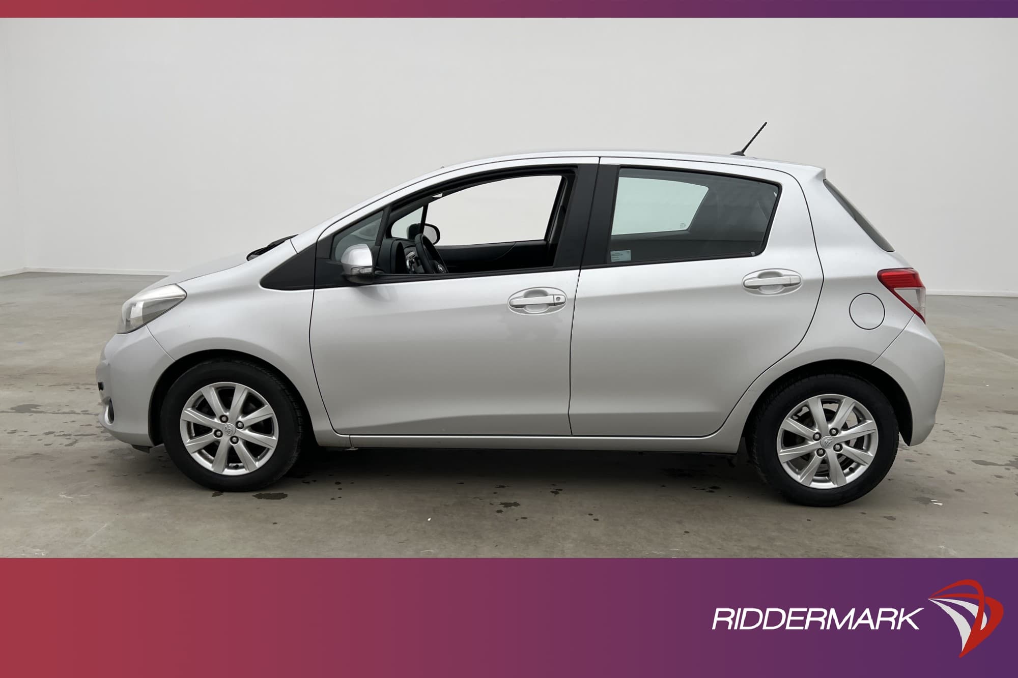 Toyota Yaris 1.33 99hk