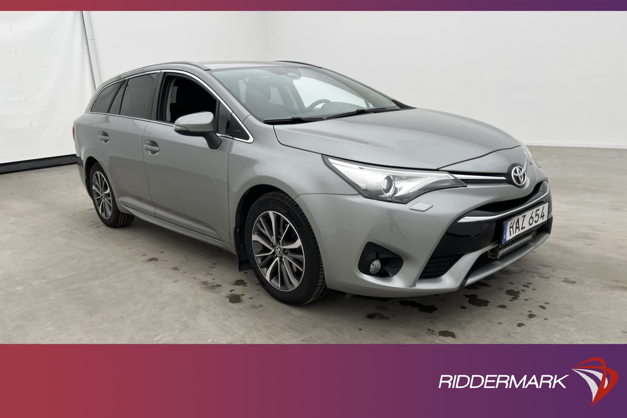Toyota Avensis Kombi 147hk