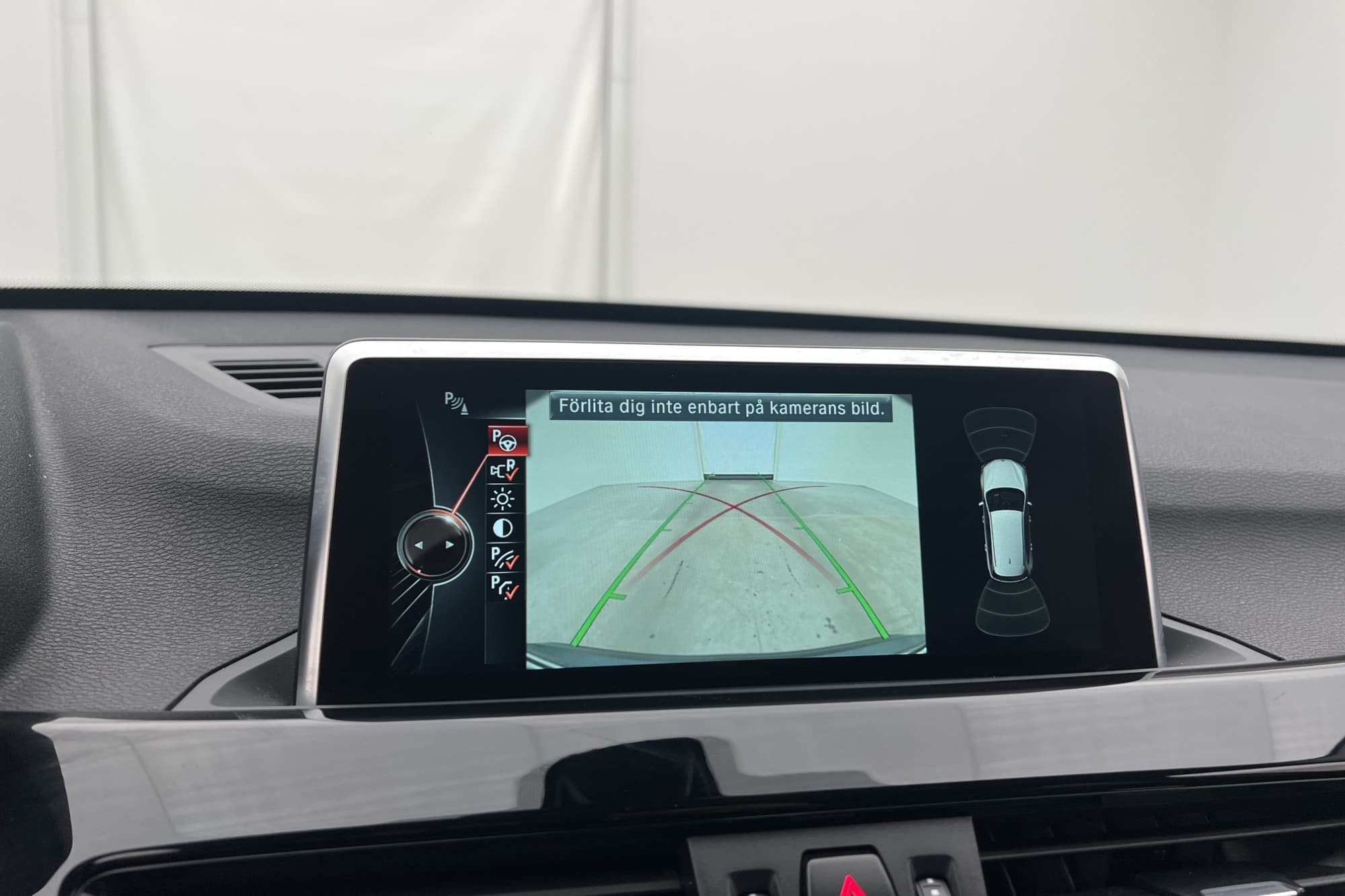 BMW X1 xDrive20d 190hk Sport line HUD HiFi Skinn Kamera Navi