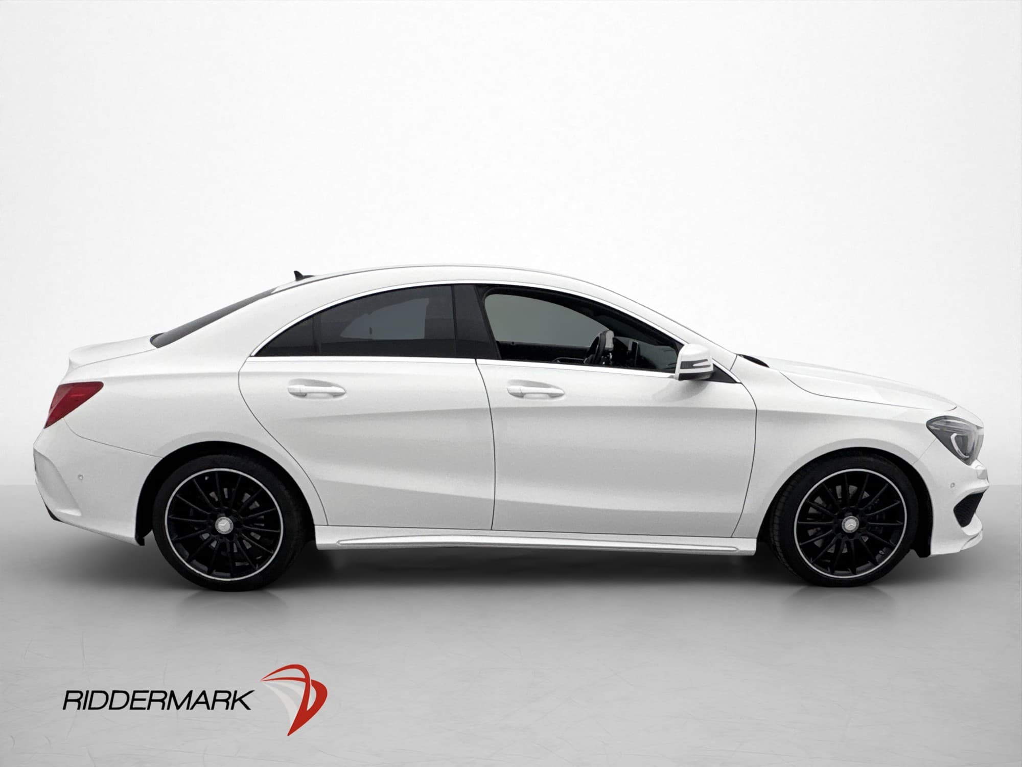 Mercedes-Benz CLA Coupé 220 d 4M 177hk AMG B-Kamera Navi