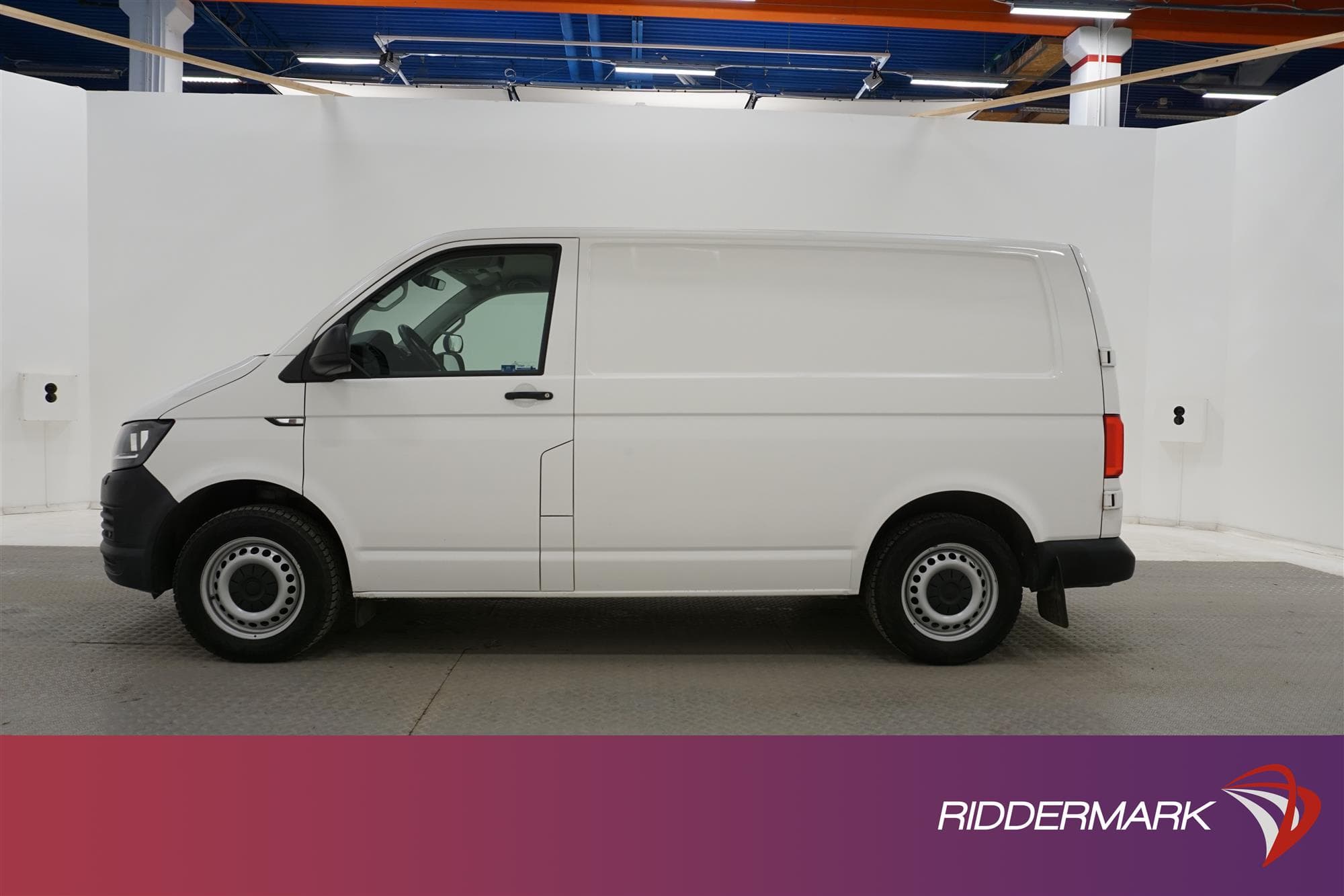 Volkswagen Transporter Automat 150hk Navi Drag Värmare Moms