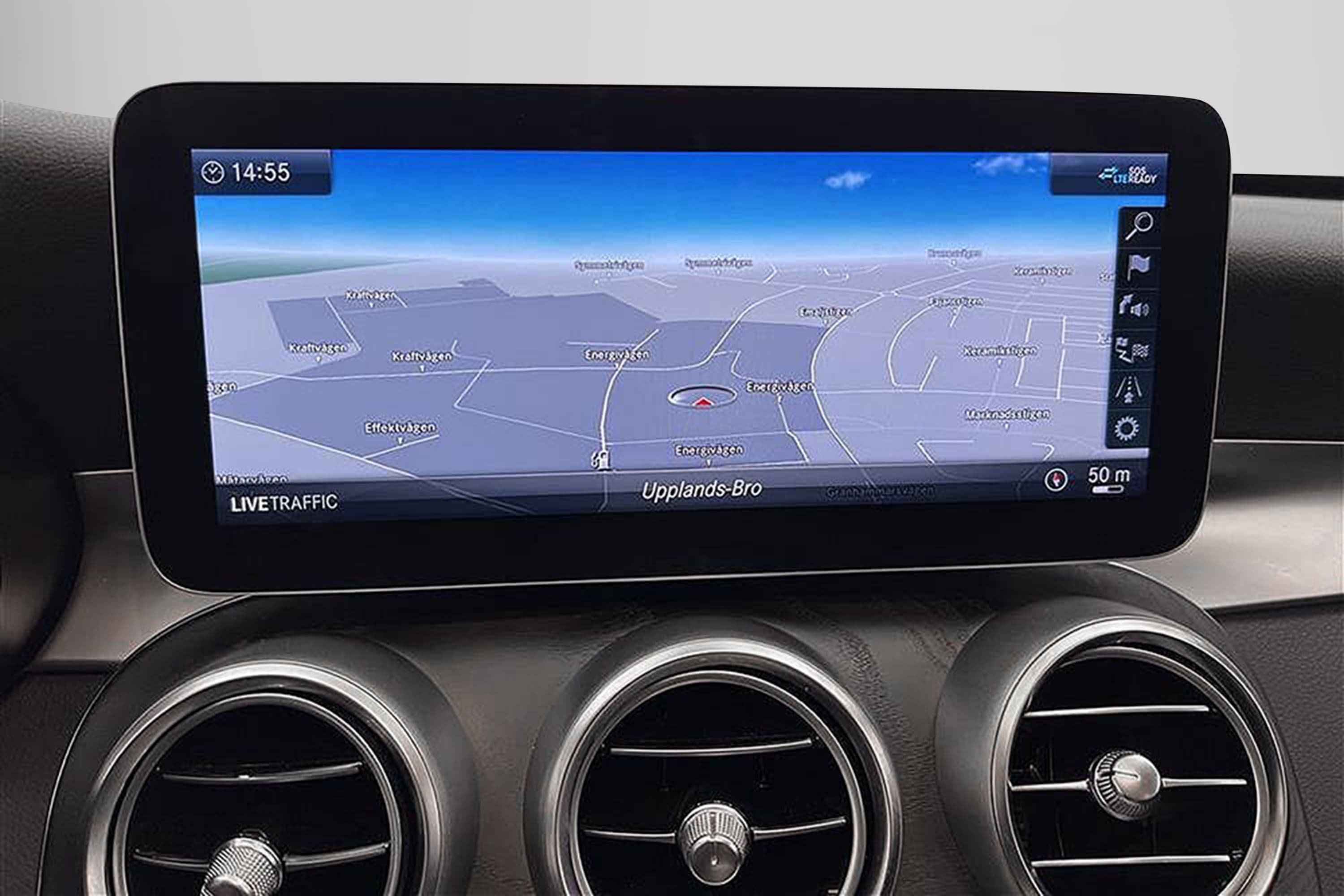Mercedes-Benz C 220d 194hk AMG Cockpit B-Kamera Naviinteriör
