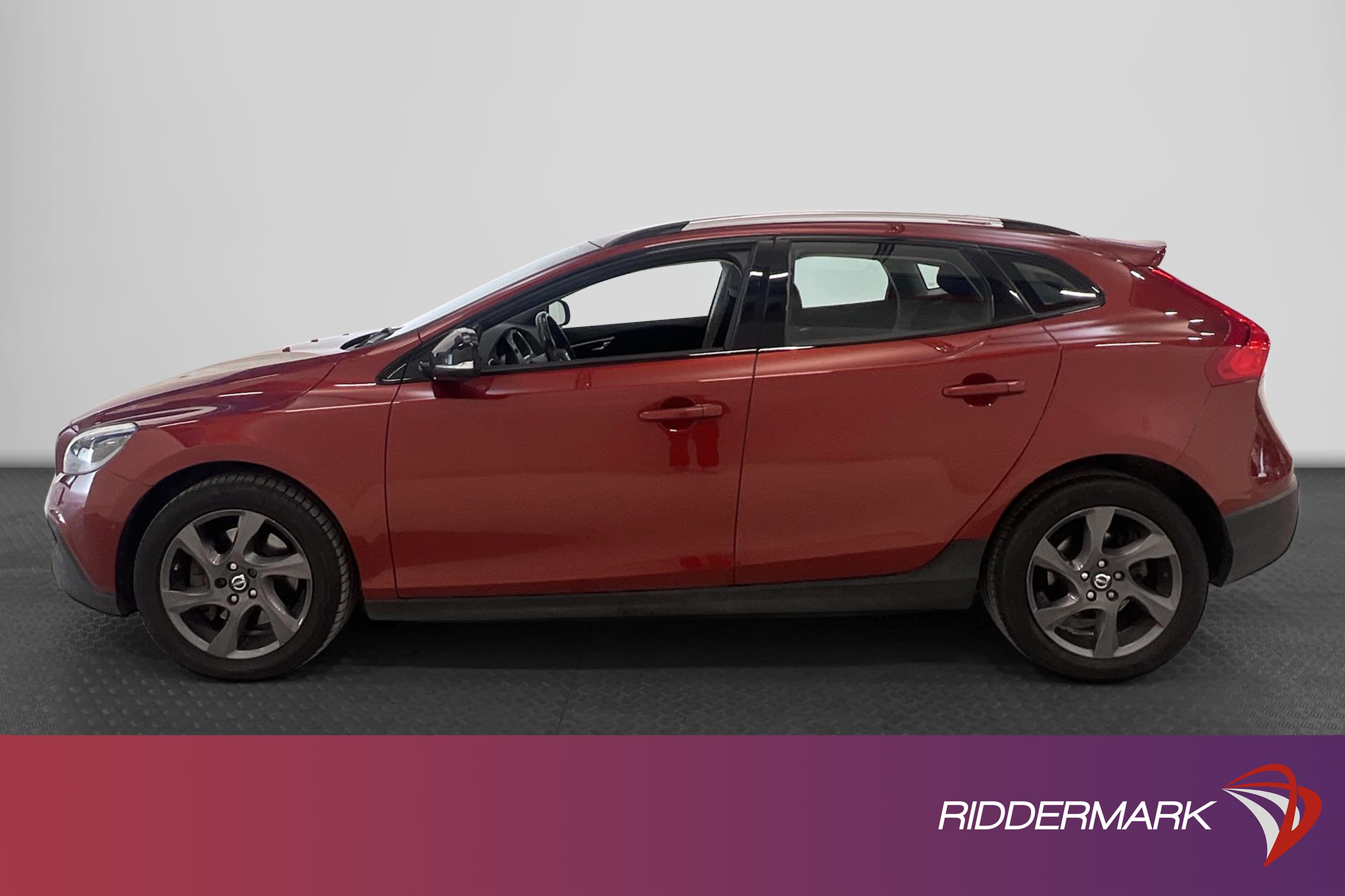 Volvo V40 Cross Country D4 190hk Momentum VOC D-Värm Drag