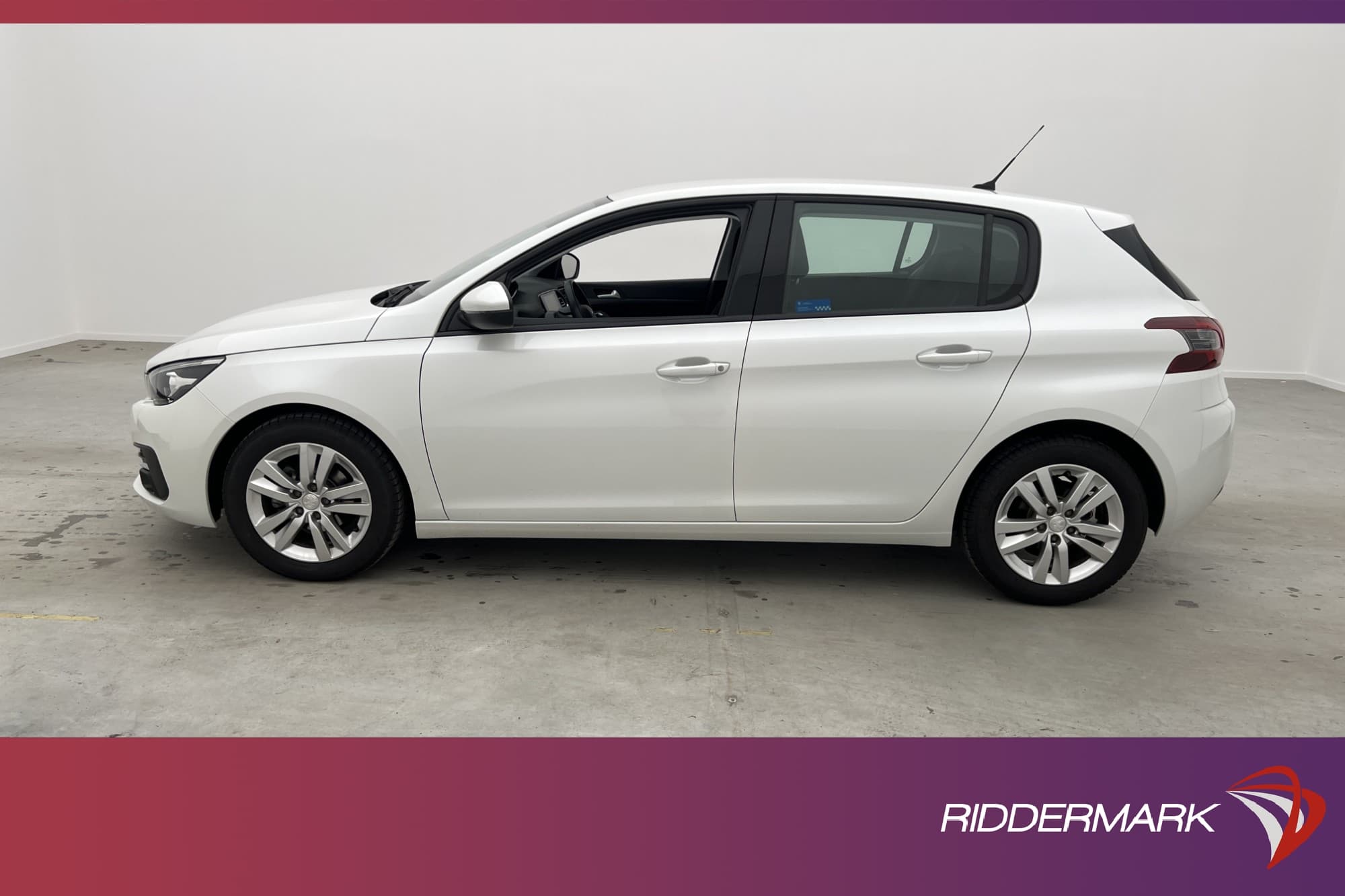 Peugeot 308 1.2 e-THP 110hk