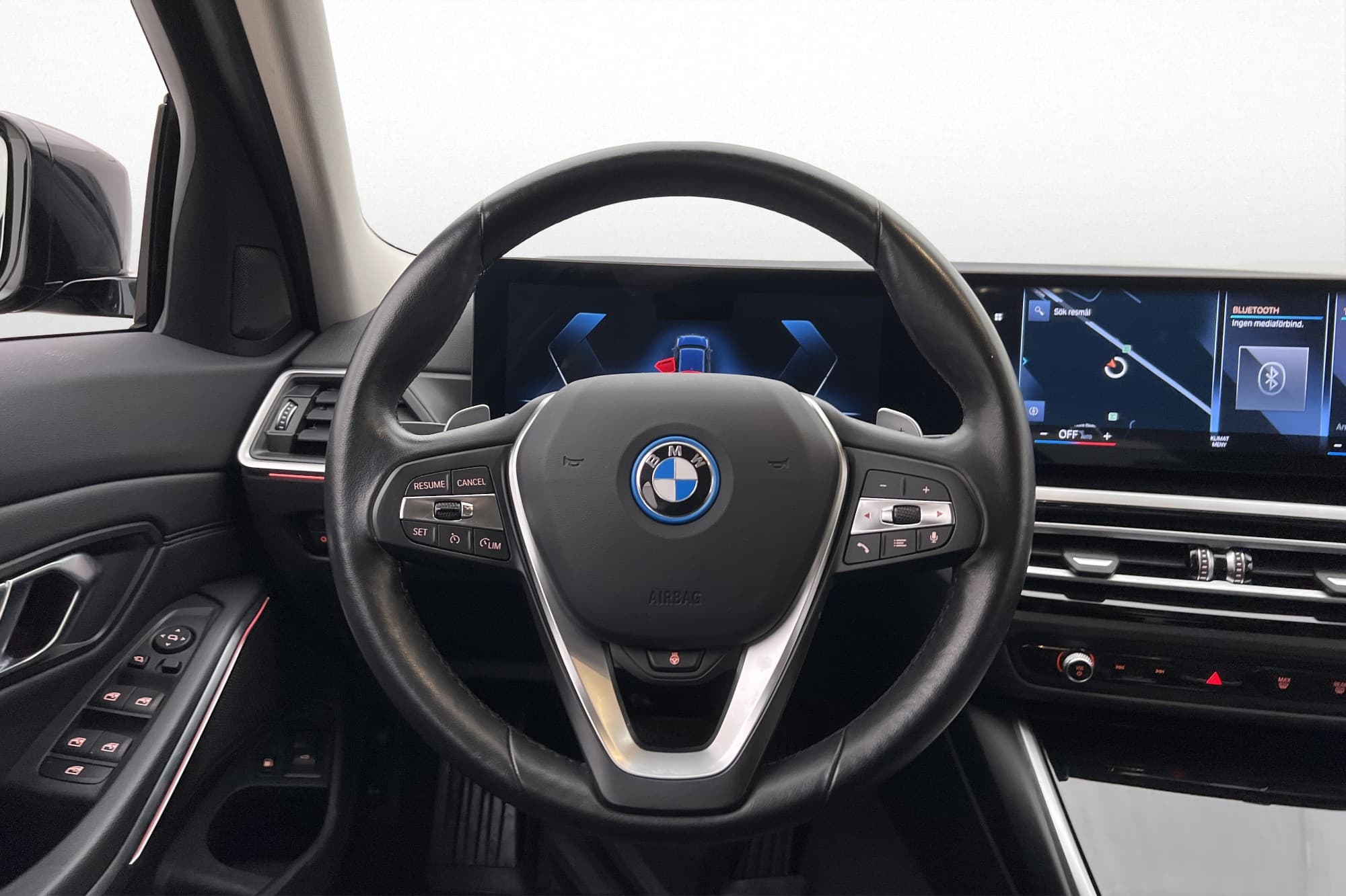 BMW 330e xDrive Sport line HiFi Dragkrok Rattvärme CarPlay