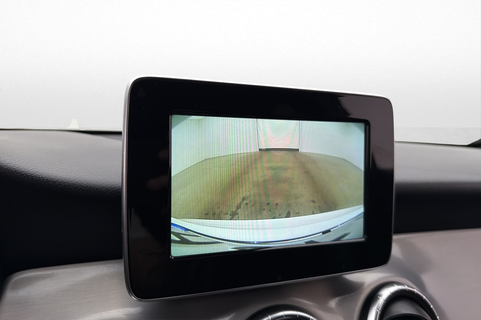 Mercedes-Benz CLA 180 SB 122hk AMG Panorama Kamera Dragkrok