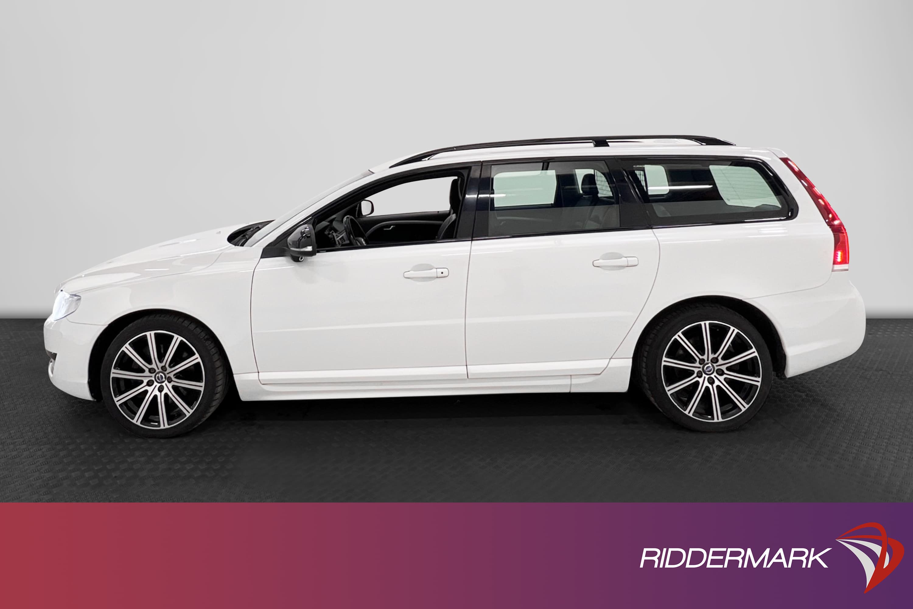 Volvo V70 D4 181hk AWD Dynamic VOC Navi D-värm Drag Navi