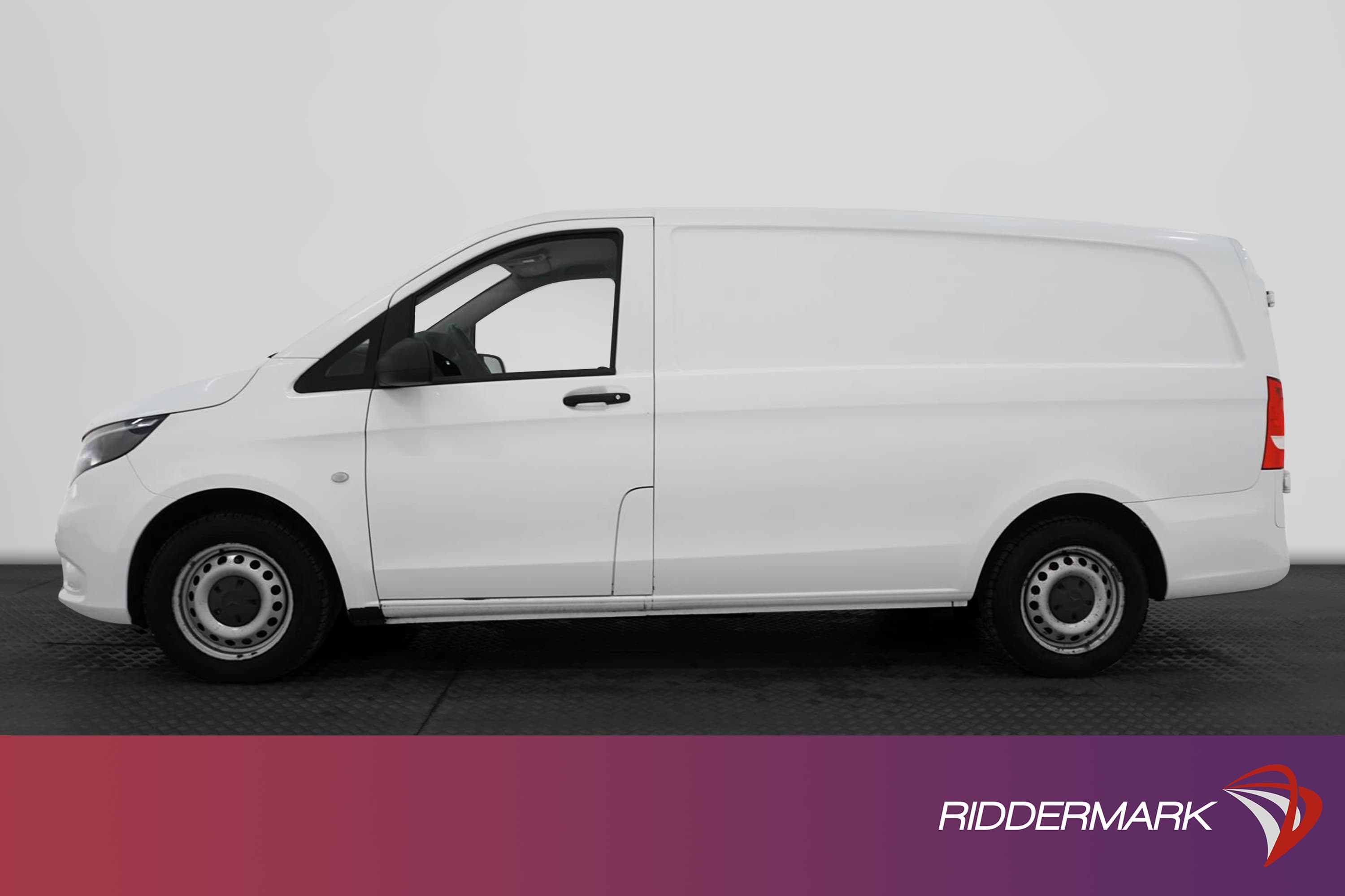 Mercedes-Benz Vito 114 Automat L2 Drag Värmare Moms