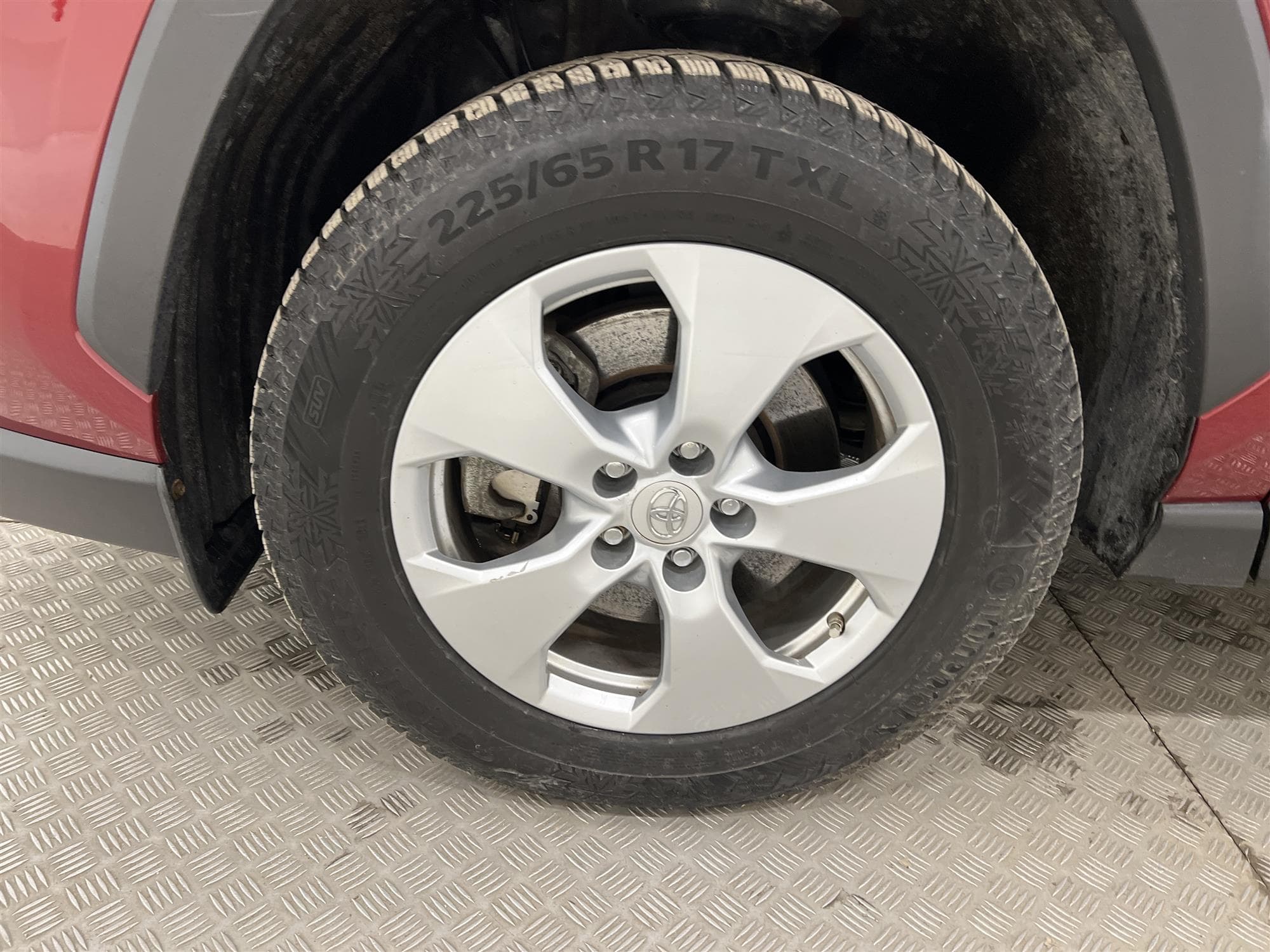 Toyota RAV4 Hybrid AWD 222hk 1 Brukare Executive Välutrustad