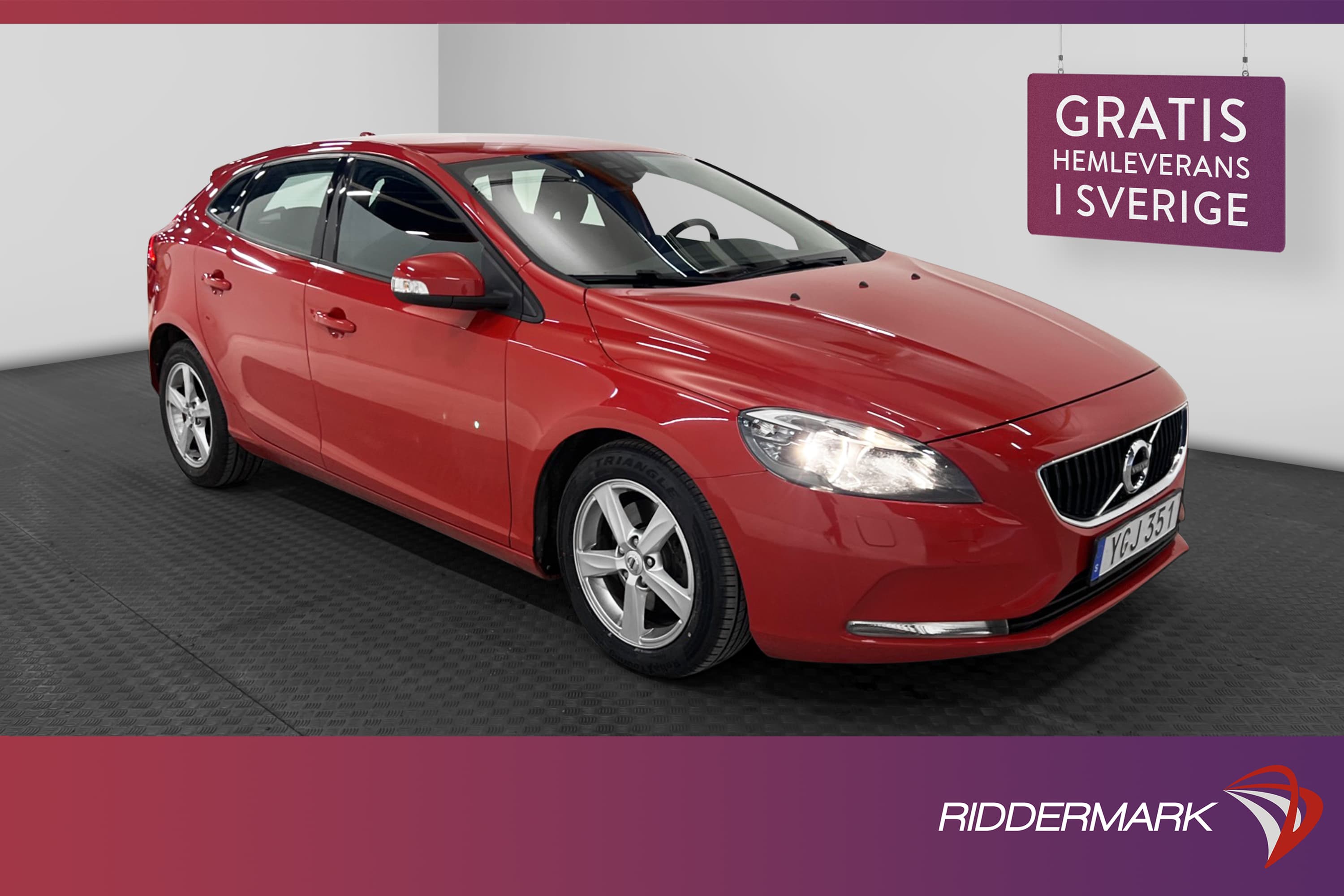 Volvo V40 T2 122hk