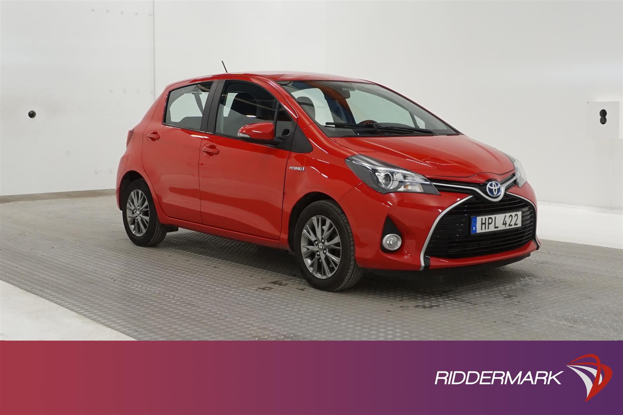 Toyota  Yaris Hybrid e-CVT 101hk B-Kam Låg Skatt 0,33L/mil