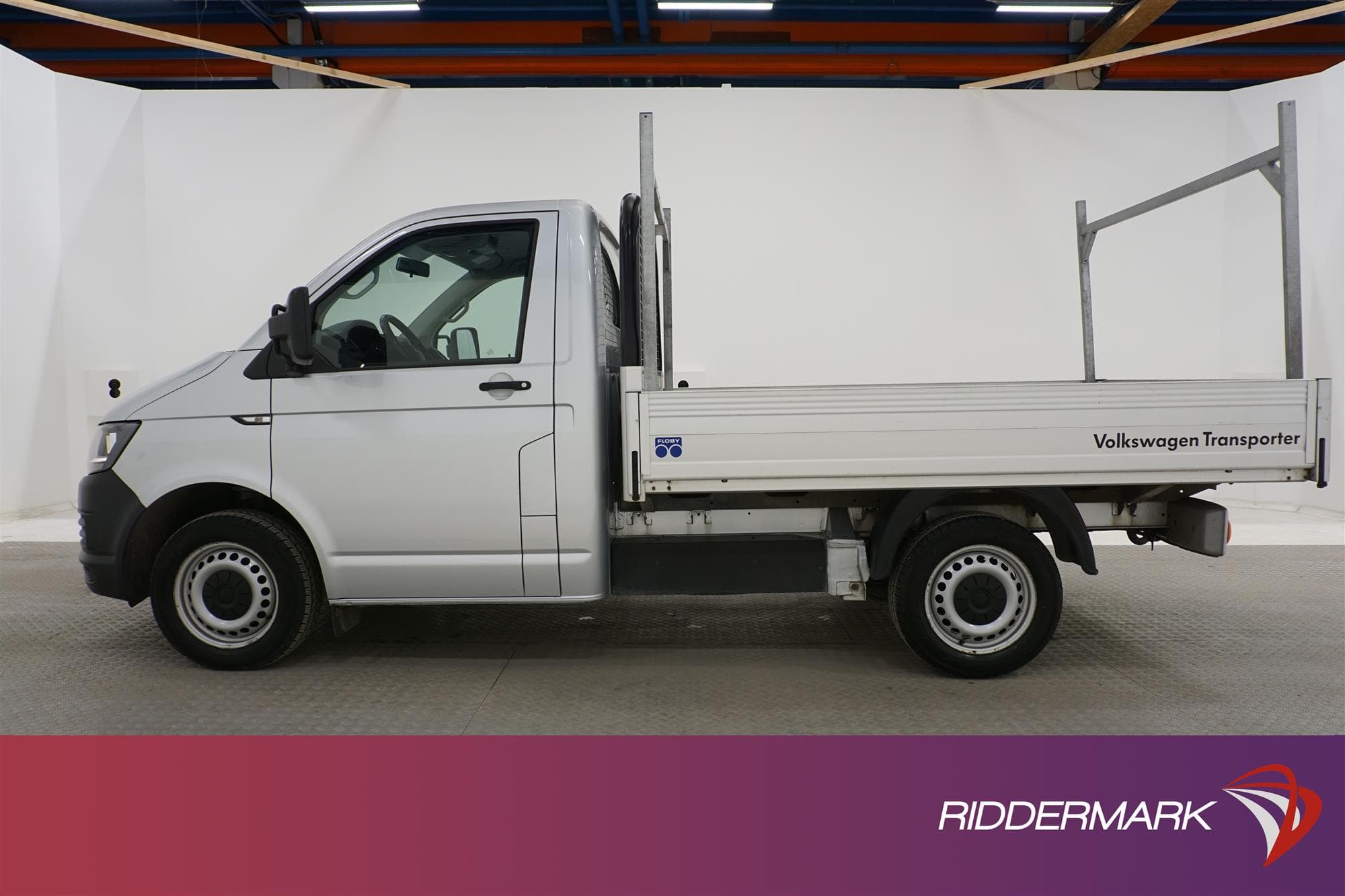 Volkswagen Transporter 2.0TDI Flakbil Drag Värmare Moms