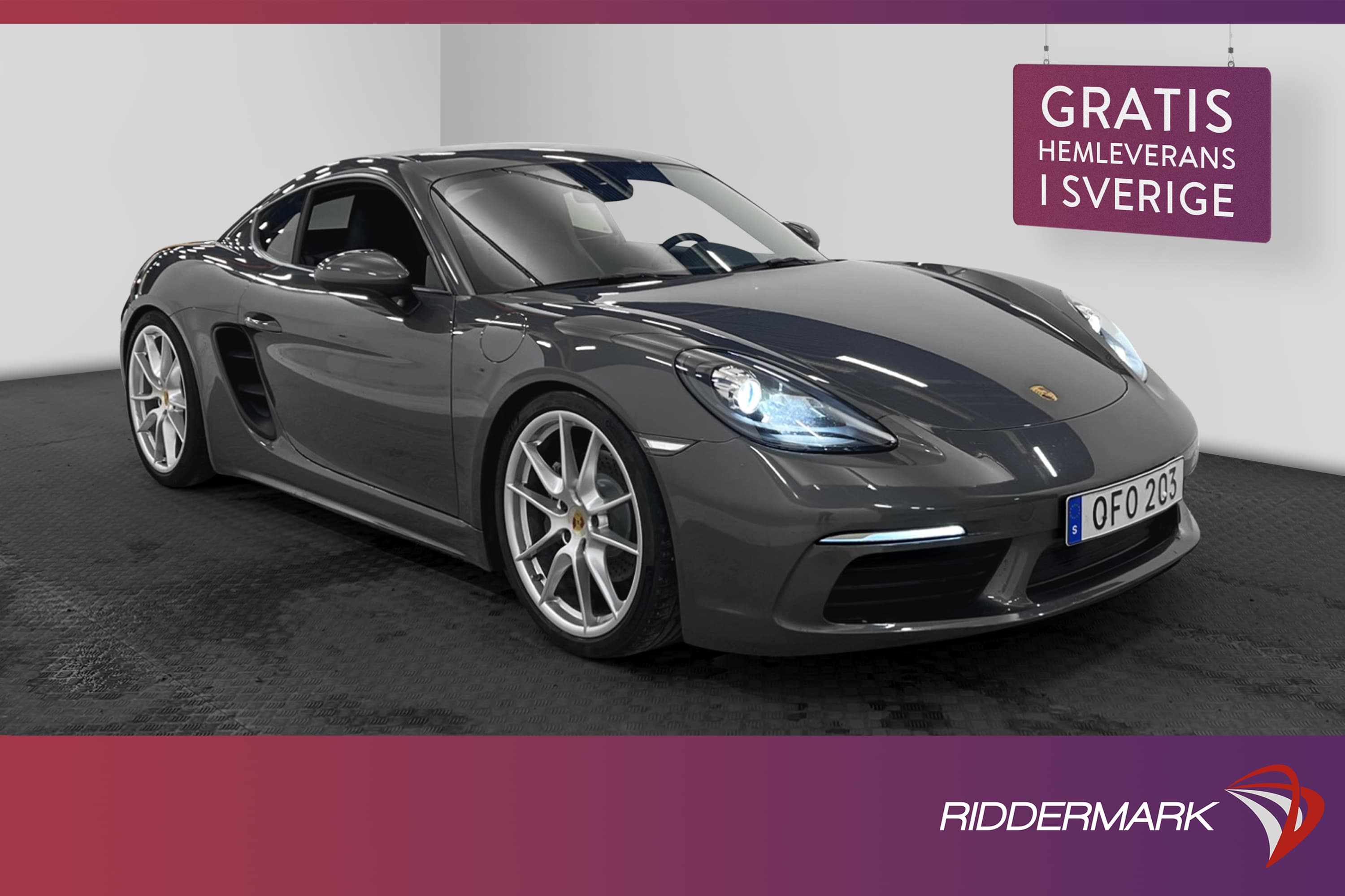 Porsche Cayman 718 300hk