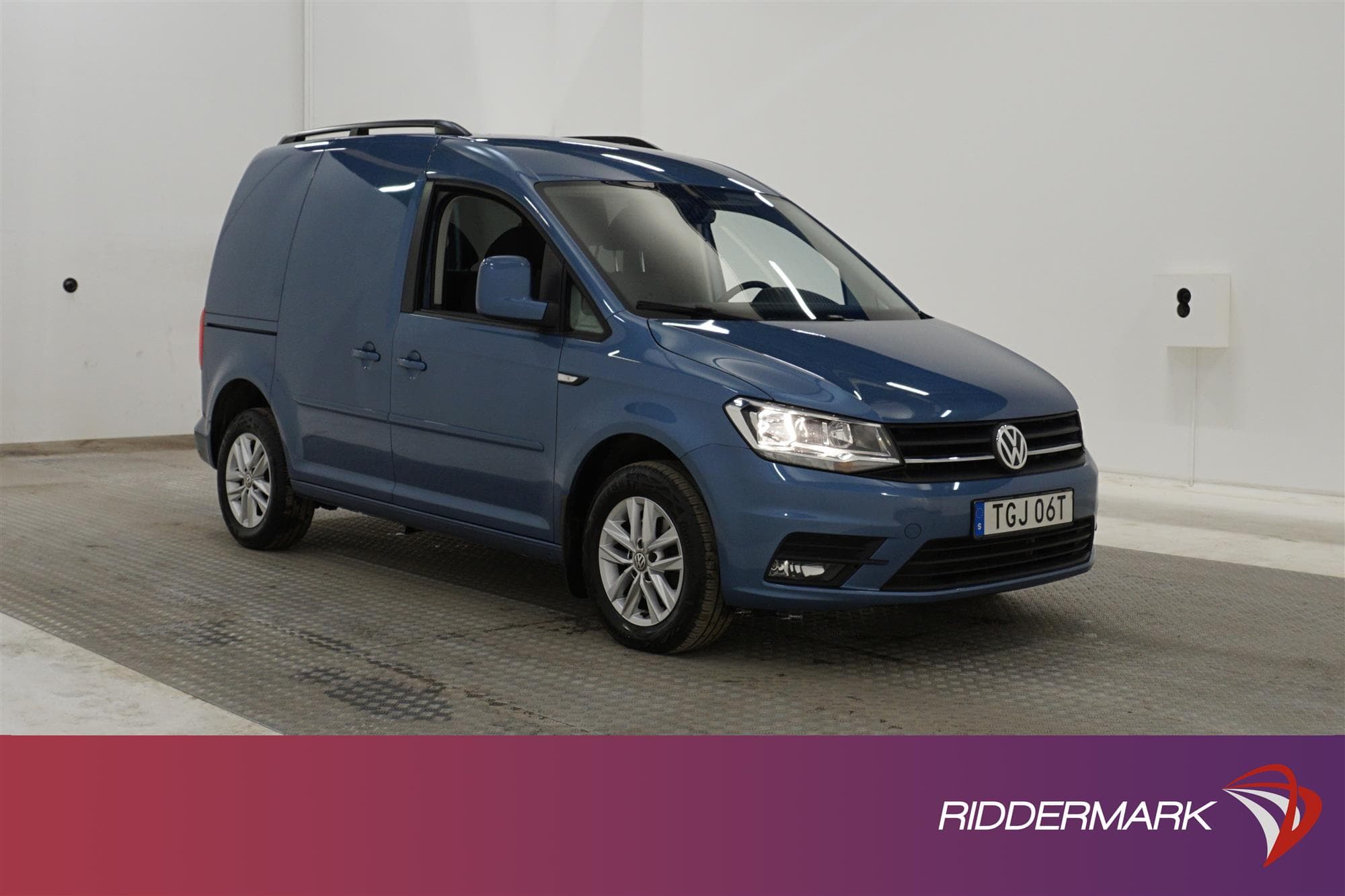 Volkswagen Caddy 2.0TDI PDC Värmare Moms
