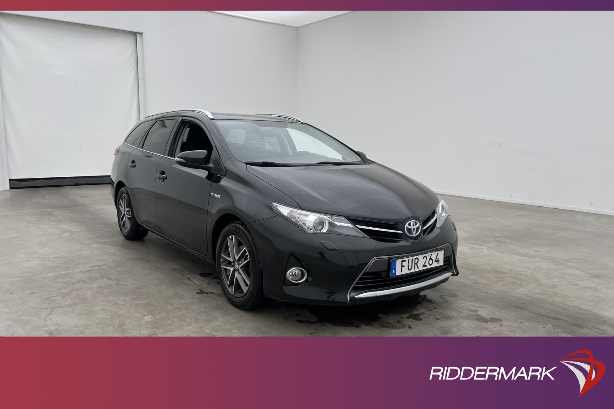 Toyota Auris Touring Sports Hybrid 136hk