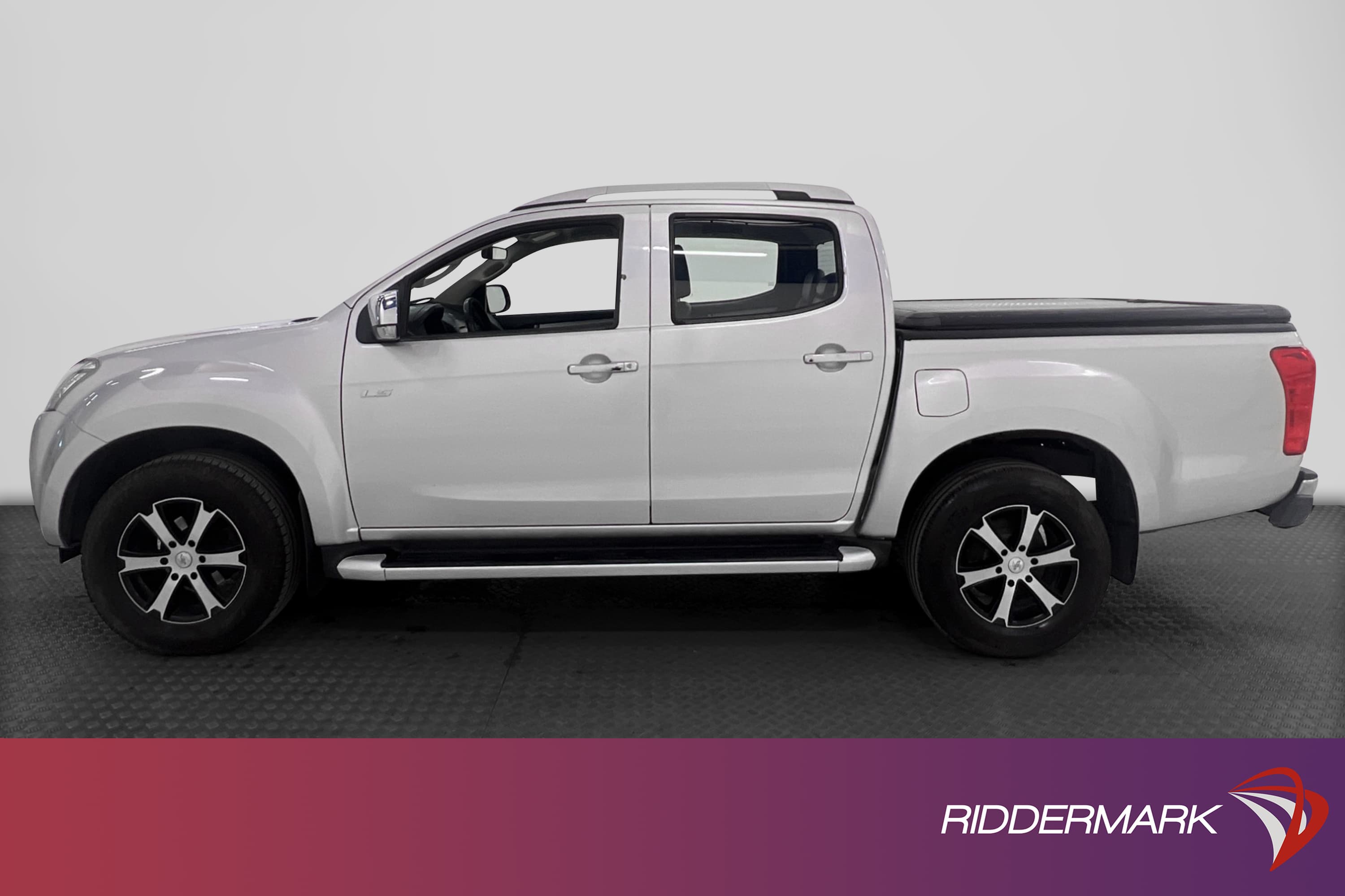 Isuzu D-Max 2.5 Automat 4WD Drag Moms