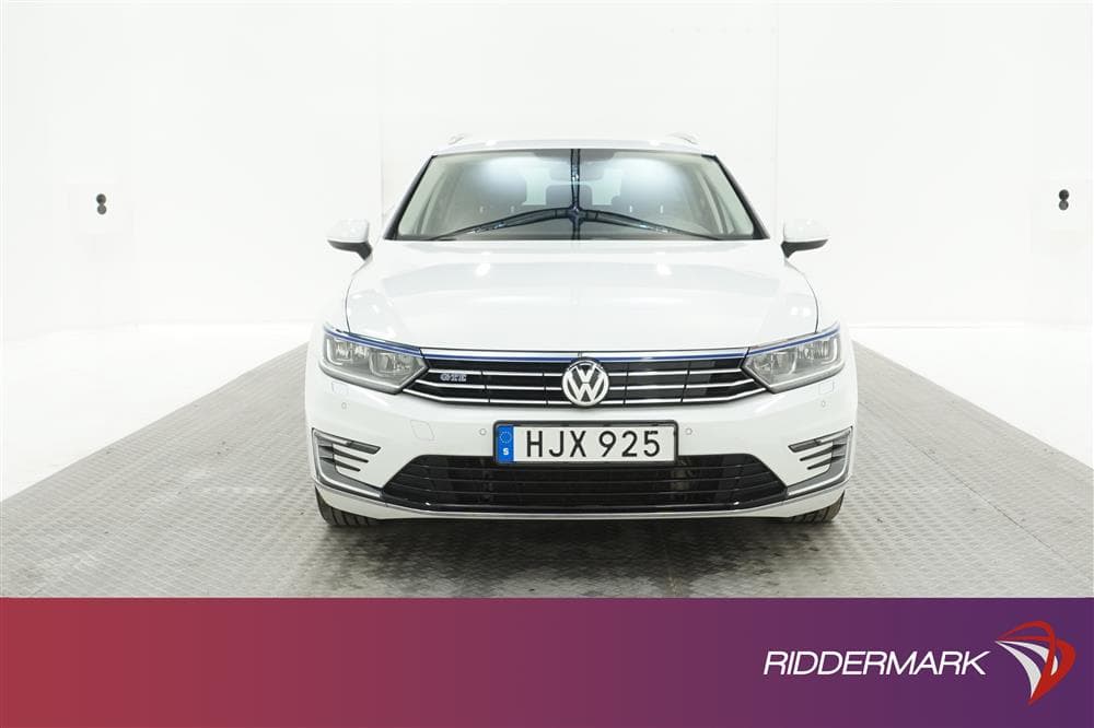 Volkswagen Passat GTE 218hk